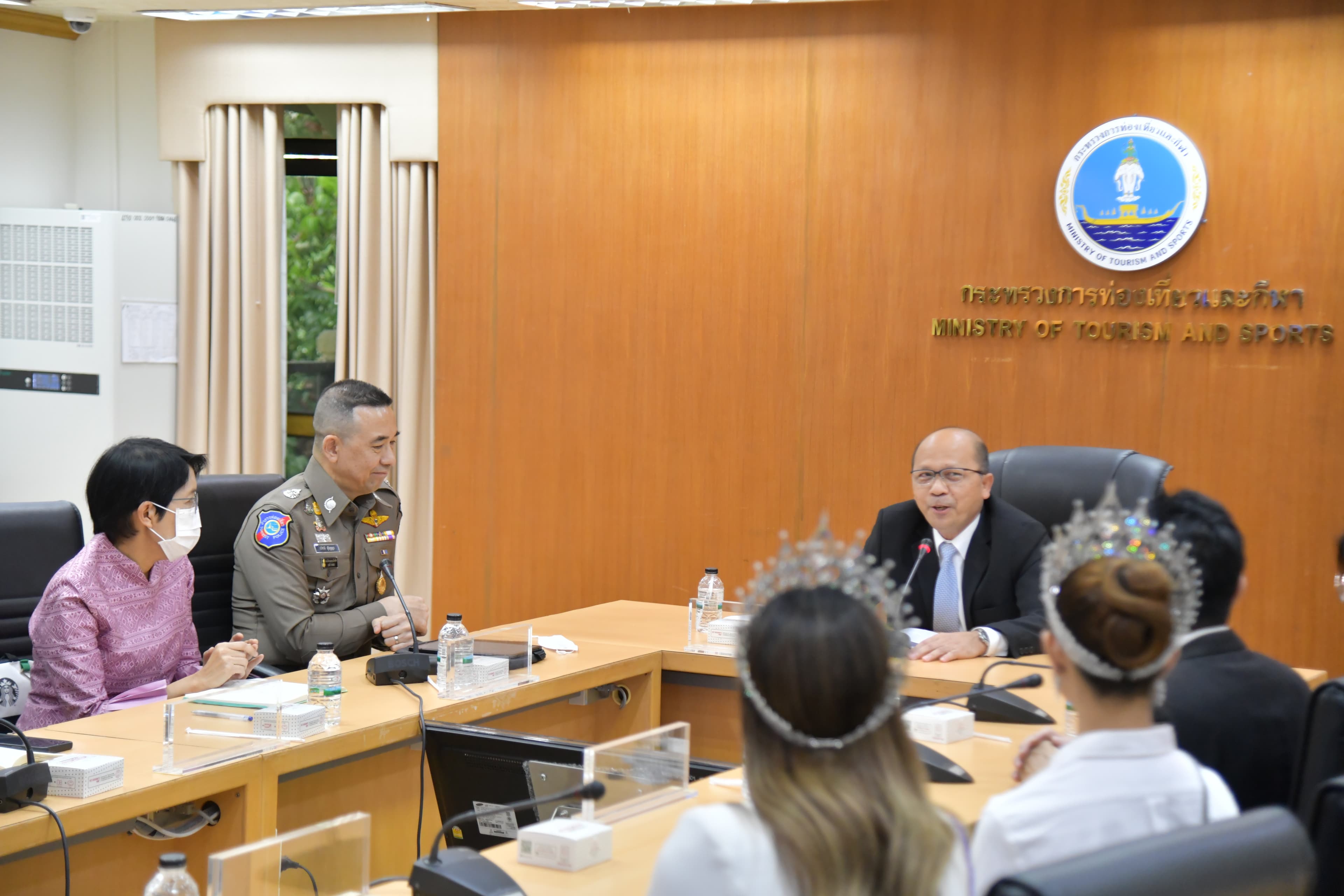 ปลัดท่องเที่ยวและกีฬารับฟังบทบาท กิจกรรม และความสามารถของทูตการท่องเที่ยวและทูตการกีฬา