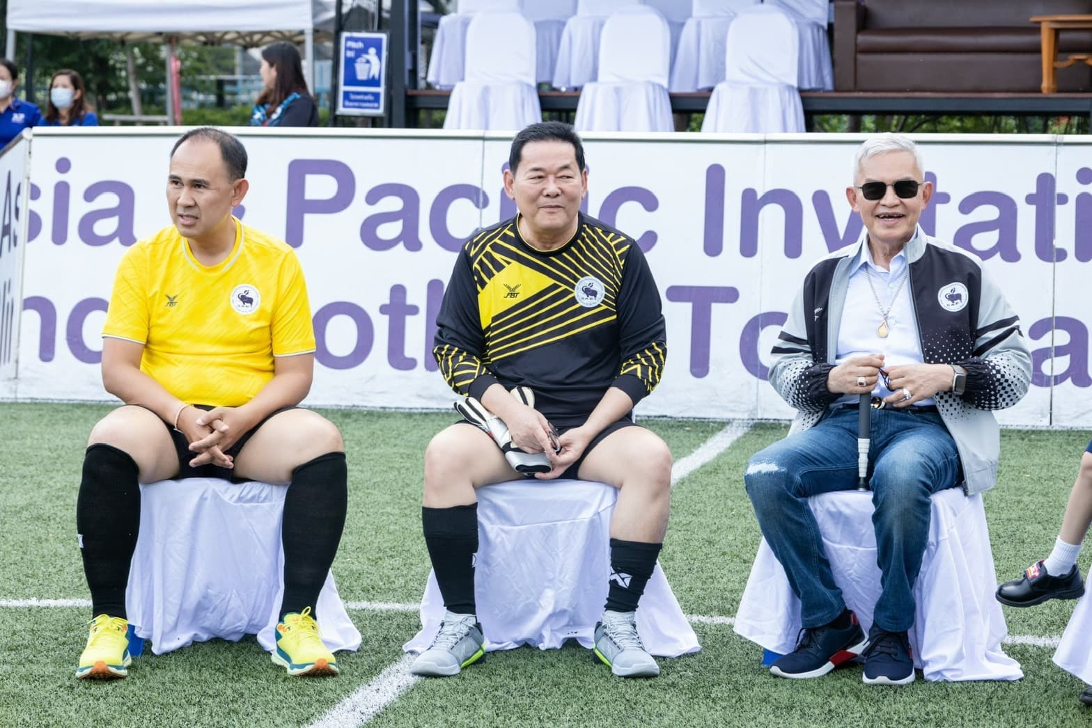 นายนภินทร ผู้ช่วยรมวฯ  เป็นประธานในการแข่งขัน “ฟุตบอลนัดพิเศษ ทุกกำลังใจส่งฟุตบอลคนตาบอดทีมชาติไทย ไปฟุตบอลโลก 2023”