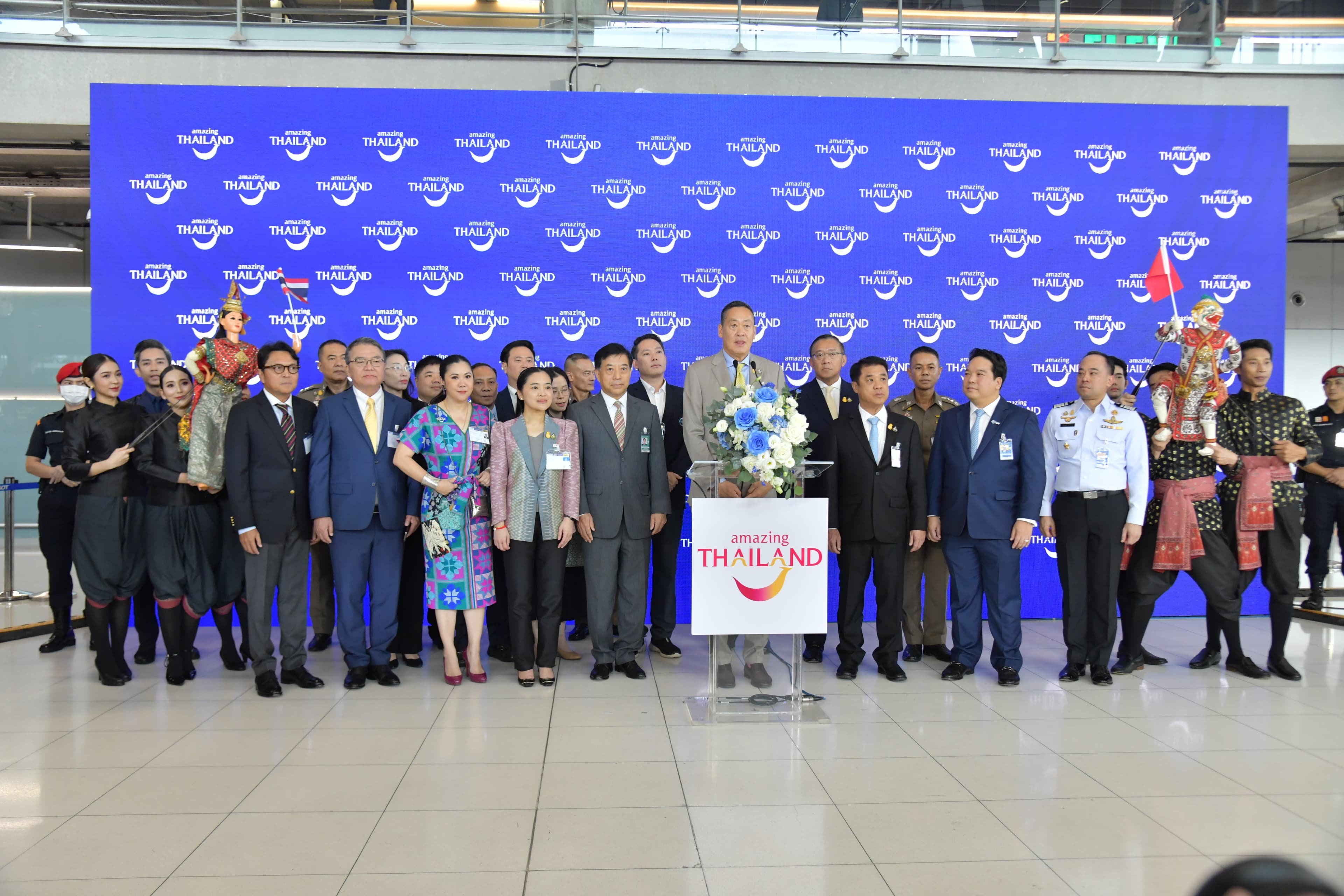 ททท. จัดพิธีต้อนรับนักท่องเที่ยวจากสาธารณรัฐประชาชนจีนและคาซัคสถาน ตามมาตรการยกเว้นการตรวจลงตรา (VISA Exemption) ณ 4 ท่าอากาศยานนานาชาติ