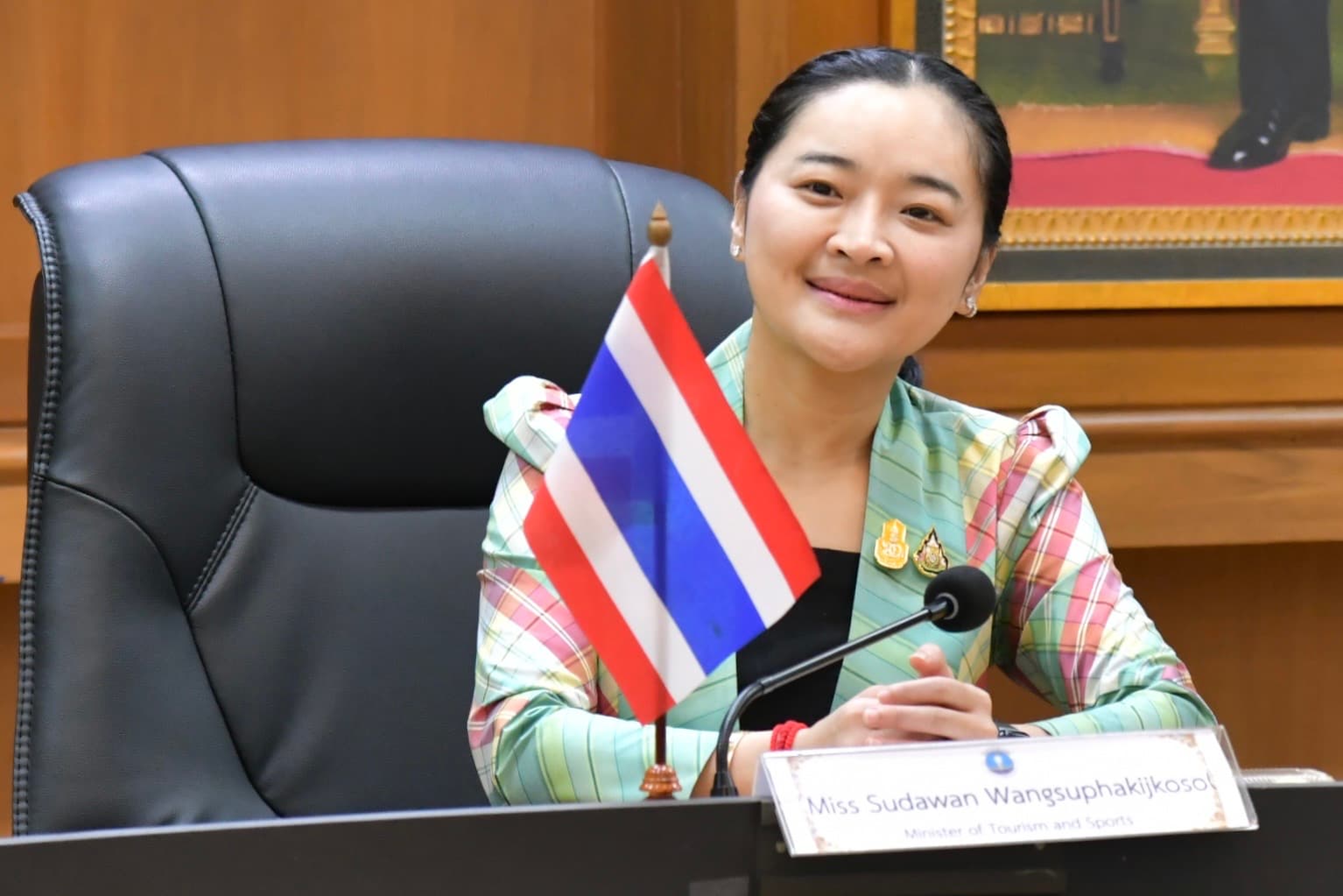 รมว.ท่องเที่ยวและกีฬา จับมือ “เหมียว ชิ่งวั่ง”  กระชับความสัมพันธ์ ไทย-กว่างซี