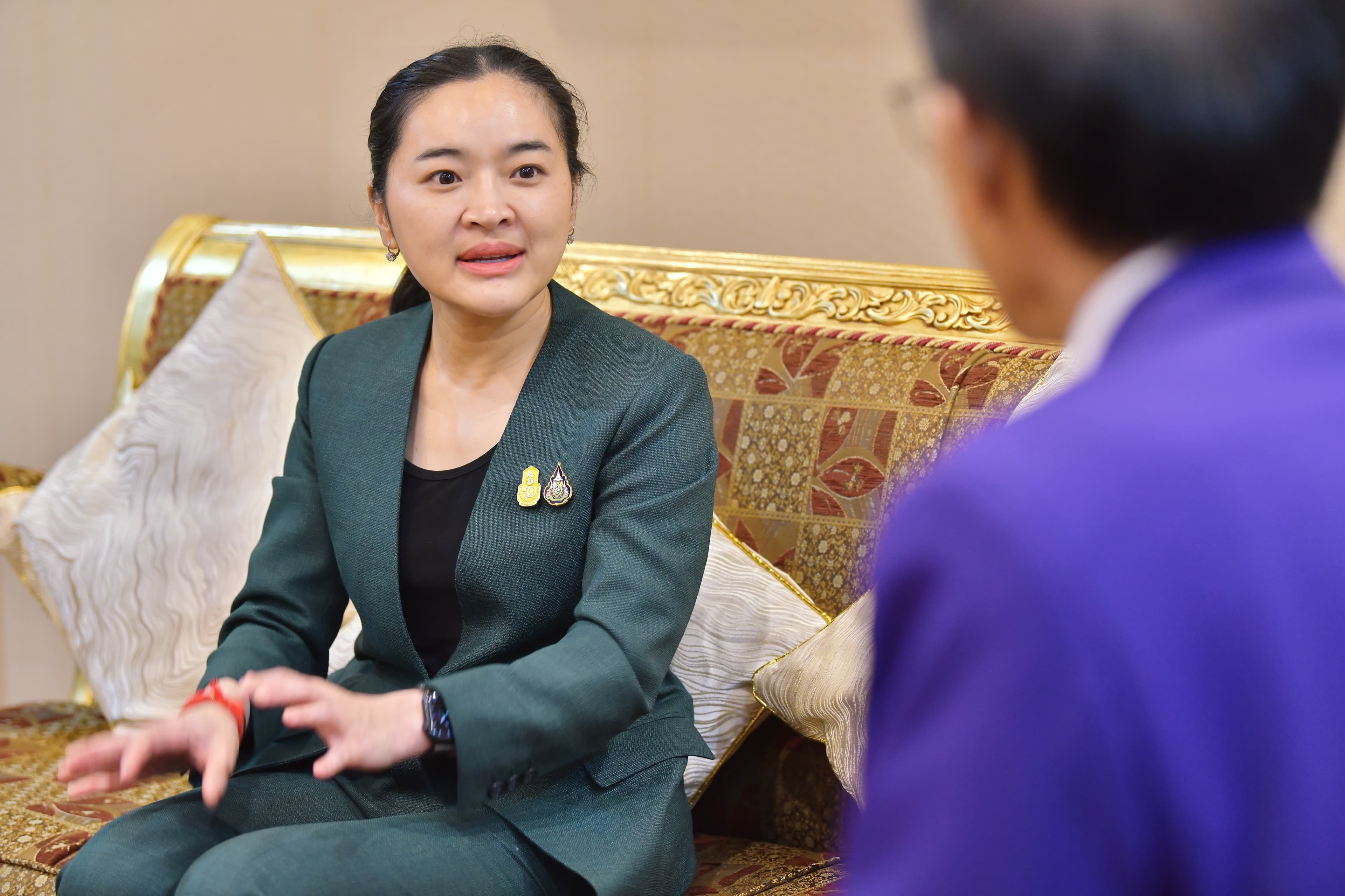 หารือ เกี่ยวกับปัญหาในการนำเที่ยวให้กับนักท่องเที่ยวชาวต่างชาติ อันเนื่องจากถูกเอารัดเอาเปรียบ จากผู้ประกอบการต่างชาติ