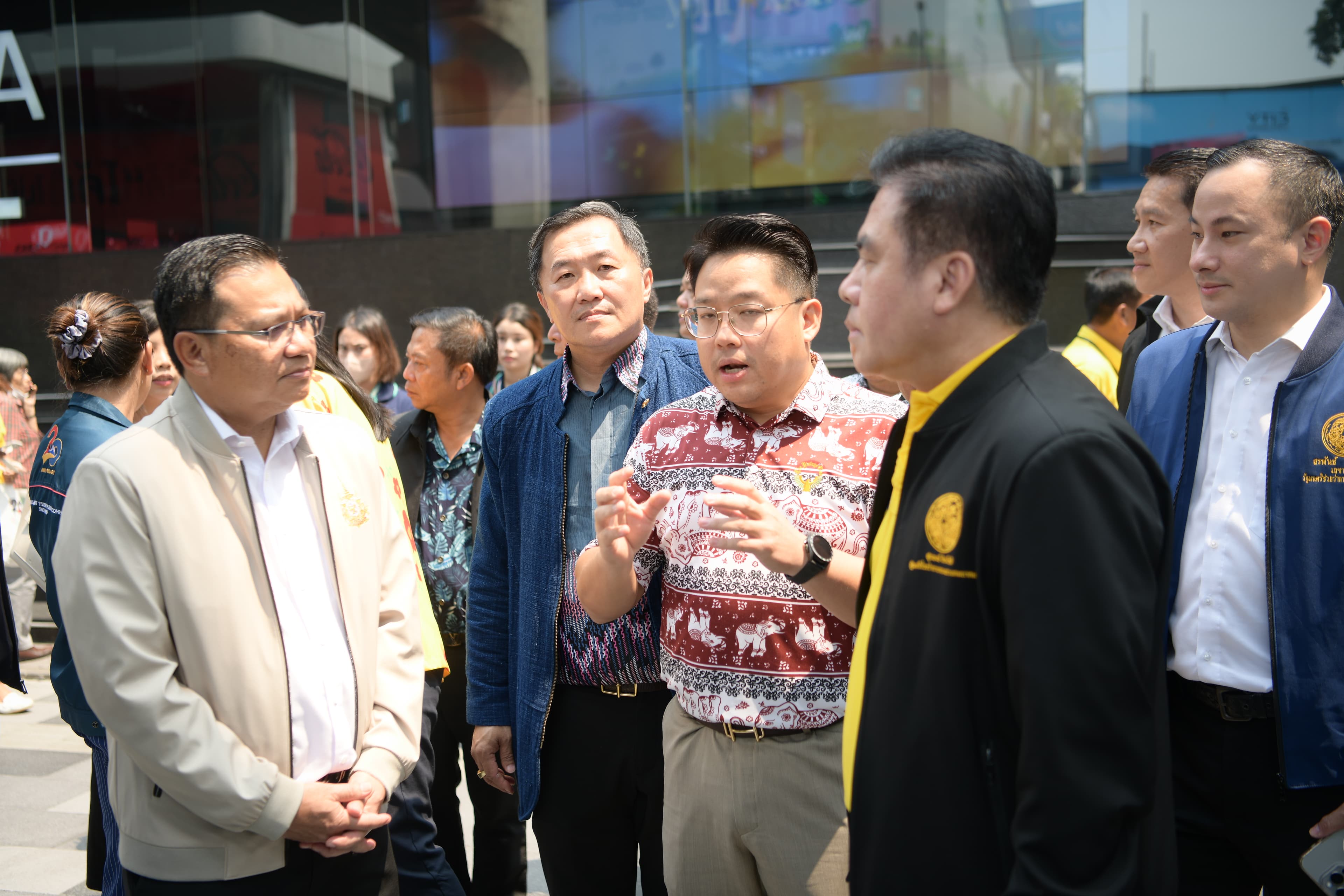 "คมนาคม" ผนึกกำลัง "ท่องเที่ยวฯ" เตรียมความพร้อม รถ ราง เรือ ให้บริการผู้โดยสาร และนักท่องเที่ยว ช่วงเทศกาลสงกรานต์ 2567