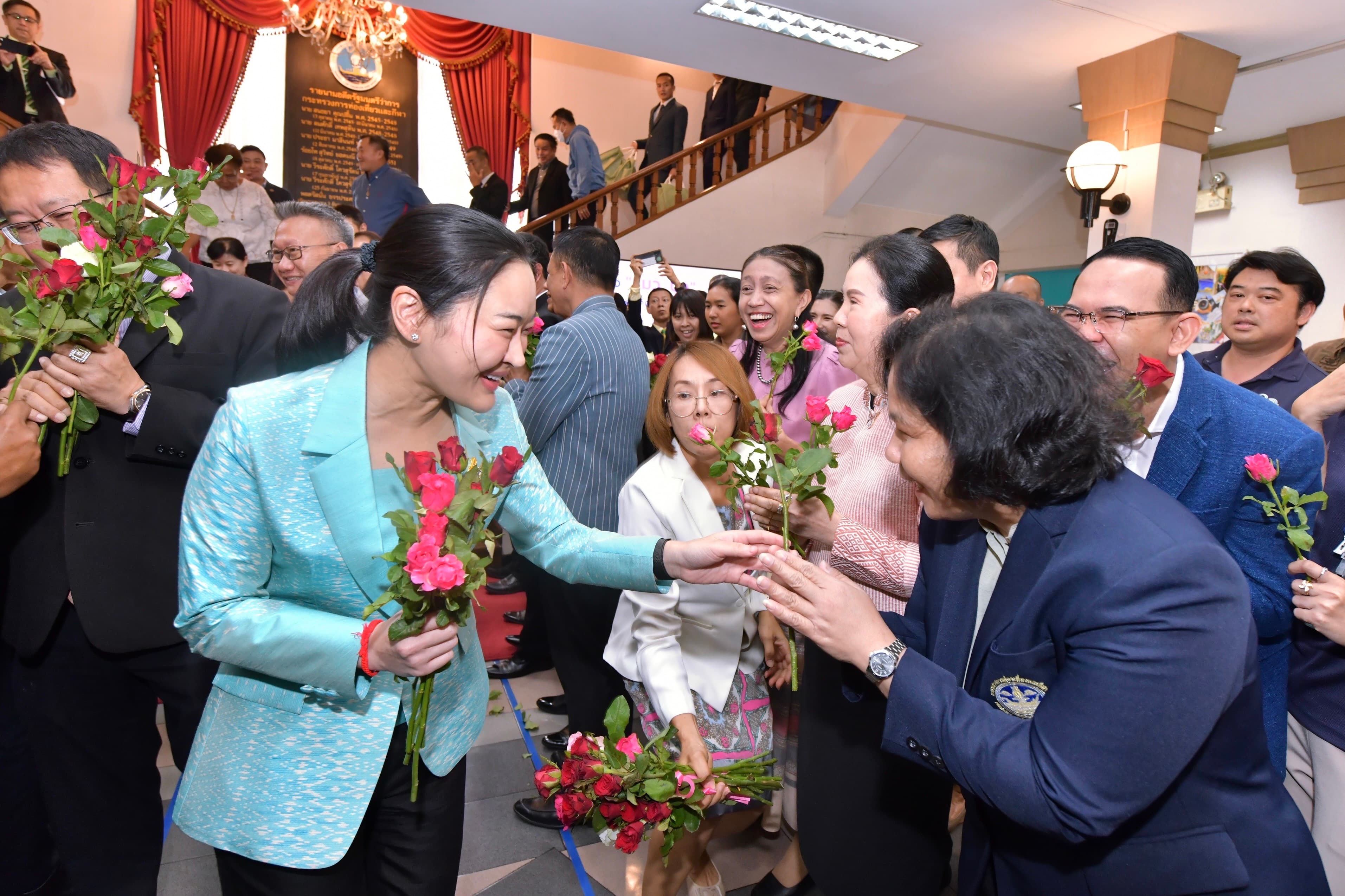 ชาวกระทรวงการท่องเที่ยวและกีฬารวมใจแสดงมุทิตาจิต ส่ง "รมว.ปุ๋ง"