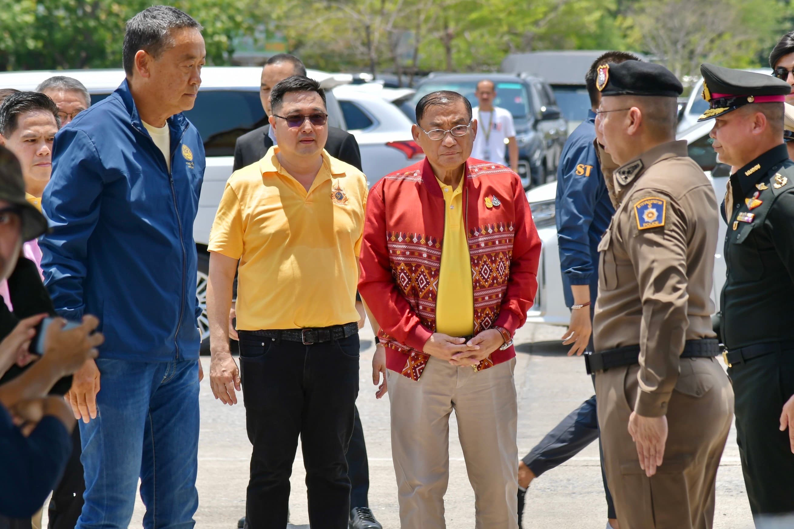 รมว.เสริมศักดิ์ เข้าสักการะหลวงพ่อโต และนมัสการพระธรรมพุทธิมงคล ที่ปรึกษาเจ้าคณะภาค 14 เจ้าอาวาสวัดป่าเลไลยก์วรวิหาร ที่ปรึกษาเจ้าคณะจังหวัดสุพรรณบุรี ณ วัดป่าเลไลยก์วรวิหาร