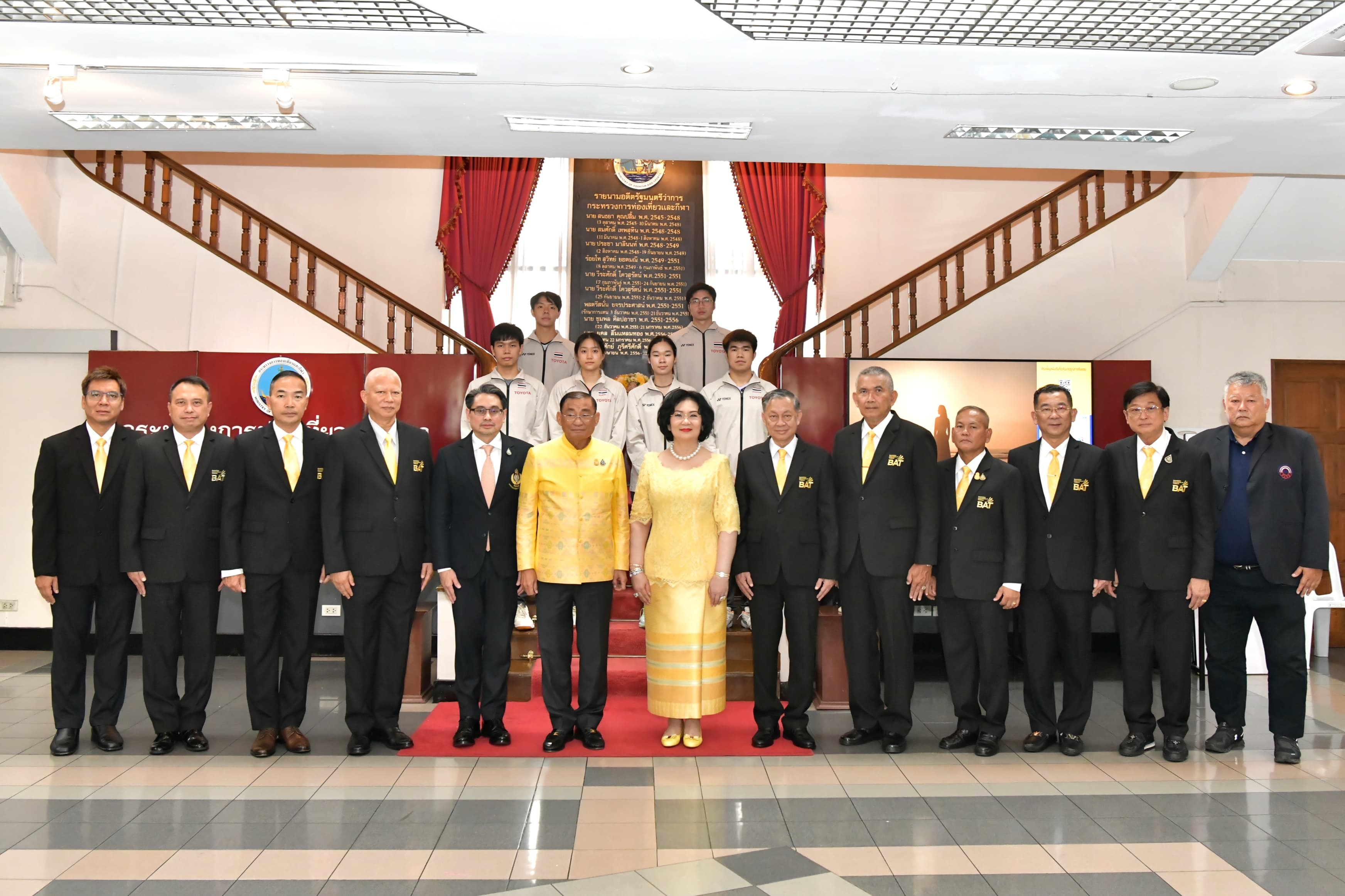 รมว.เสริมศักดิ์ เปิดโอกาสให้สมาคมกีฬาแบดมินตัน เข้าพบ