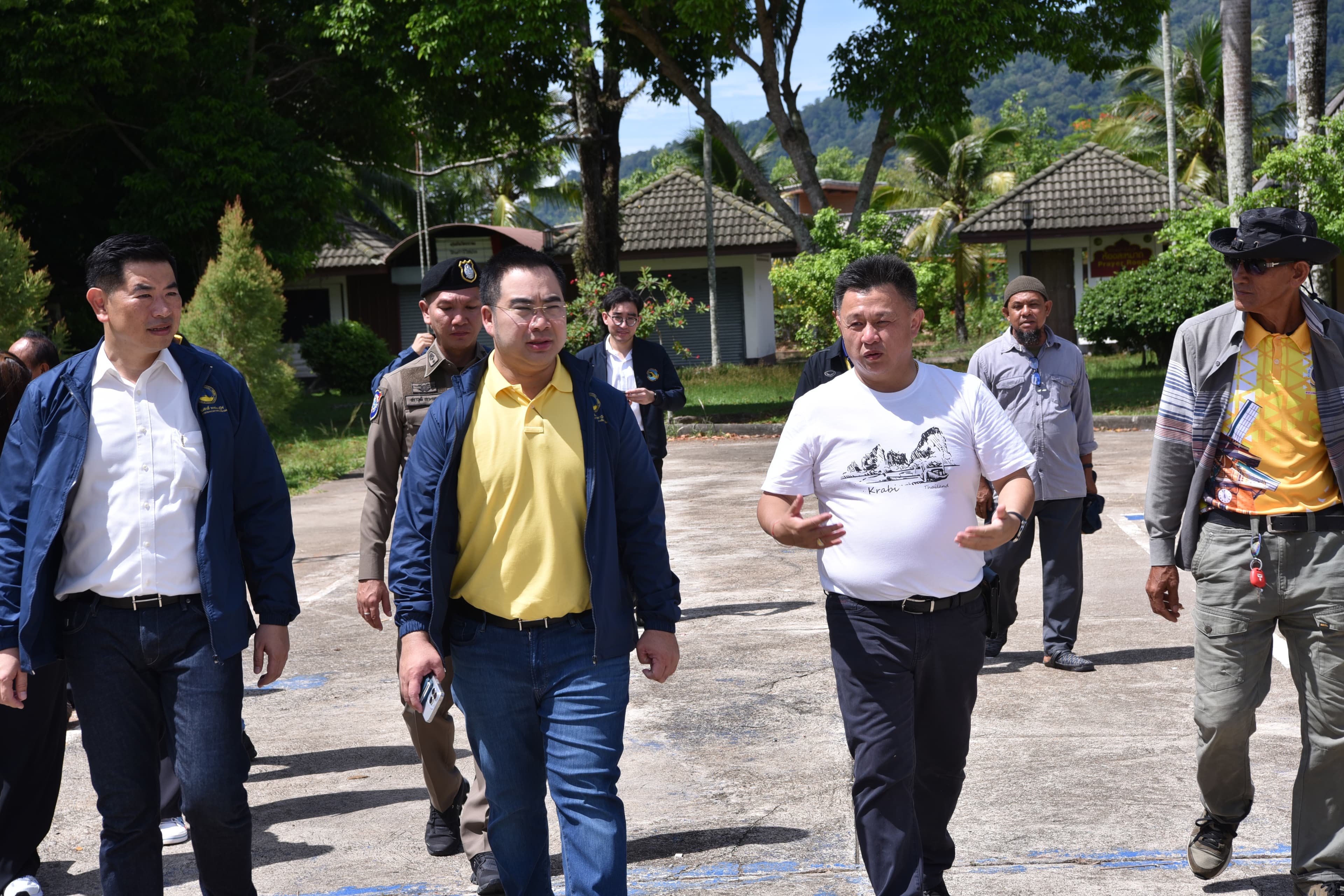 ผู้ช่วย รมว.กก. พลภูมิ ลงพื้นที่ตรวจแหล่งท่องเที่ยวท่าเรือเกาะลันตาใหญ่ และแหล่งท่องเที่ยวน้ำพุร้อนเค็มคลองท่อม
