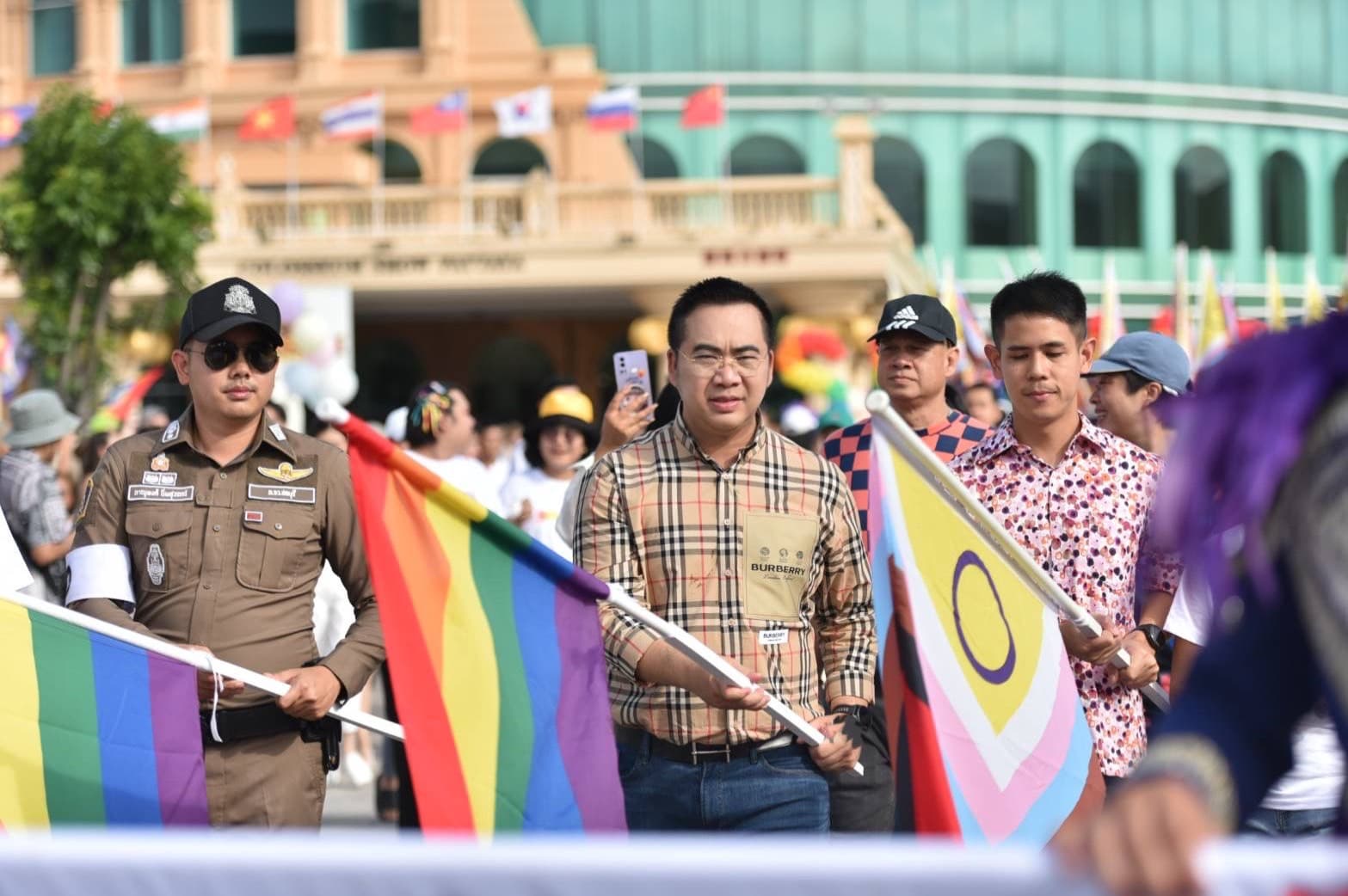 "พลภูมิ-จิรวัฒน์" ร่วมงาน "Pattaya Community Pride 2024" กระตุ้นการท่องเที่ยว ควบคู่ ส่งเสริมความเท่าเทียมและยอมรับความหลากหลายทางเพศ