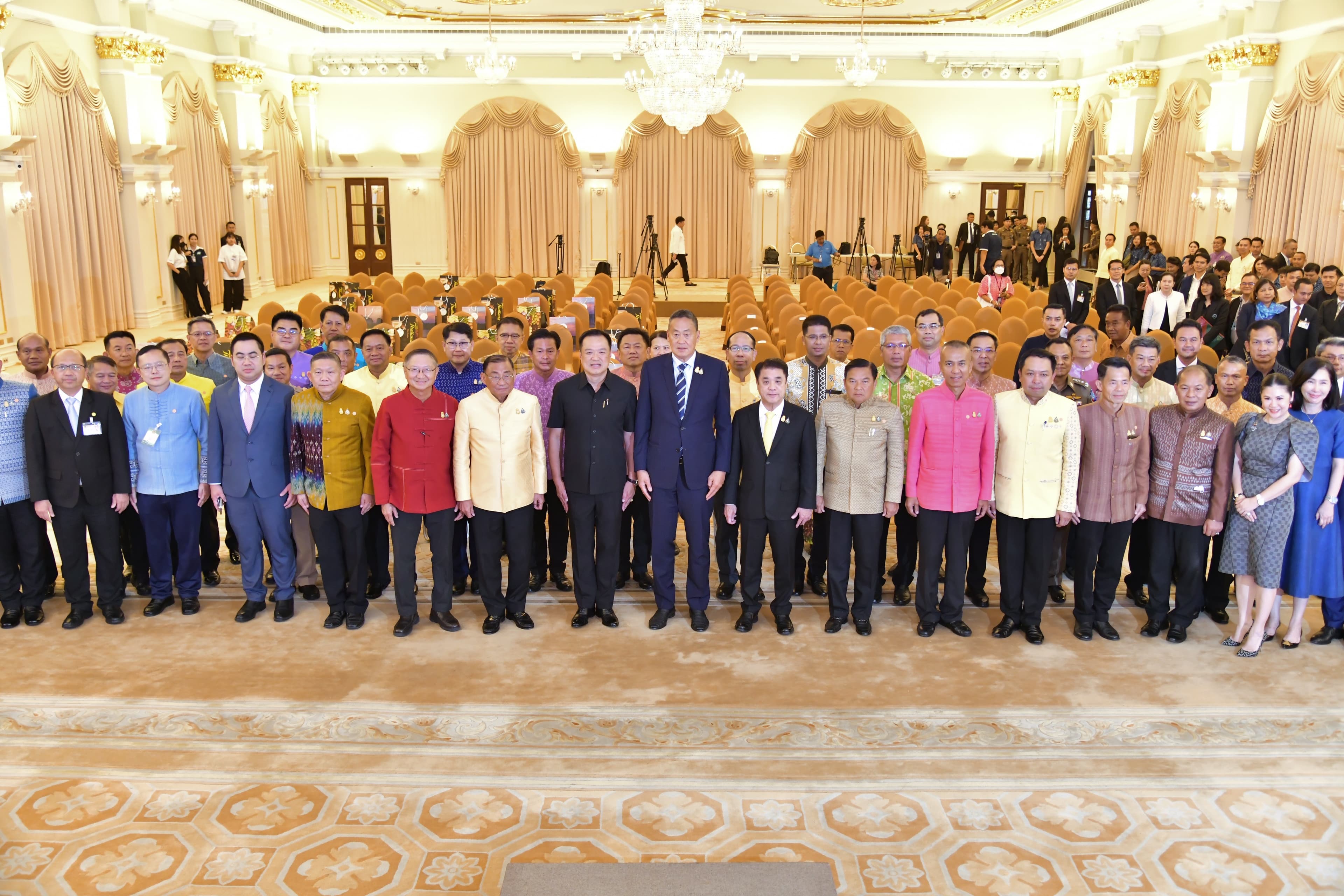 นายกรัฐมนตรีเร่งขับเคลื่อนศักยภาพ 55 เมืองน่าเที่ยว ระดมความคิดเห็นภาครัฐและเอกชน กระตุ้นเศรษฐกิจช่วงครึ่งหลังปี 2567