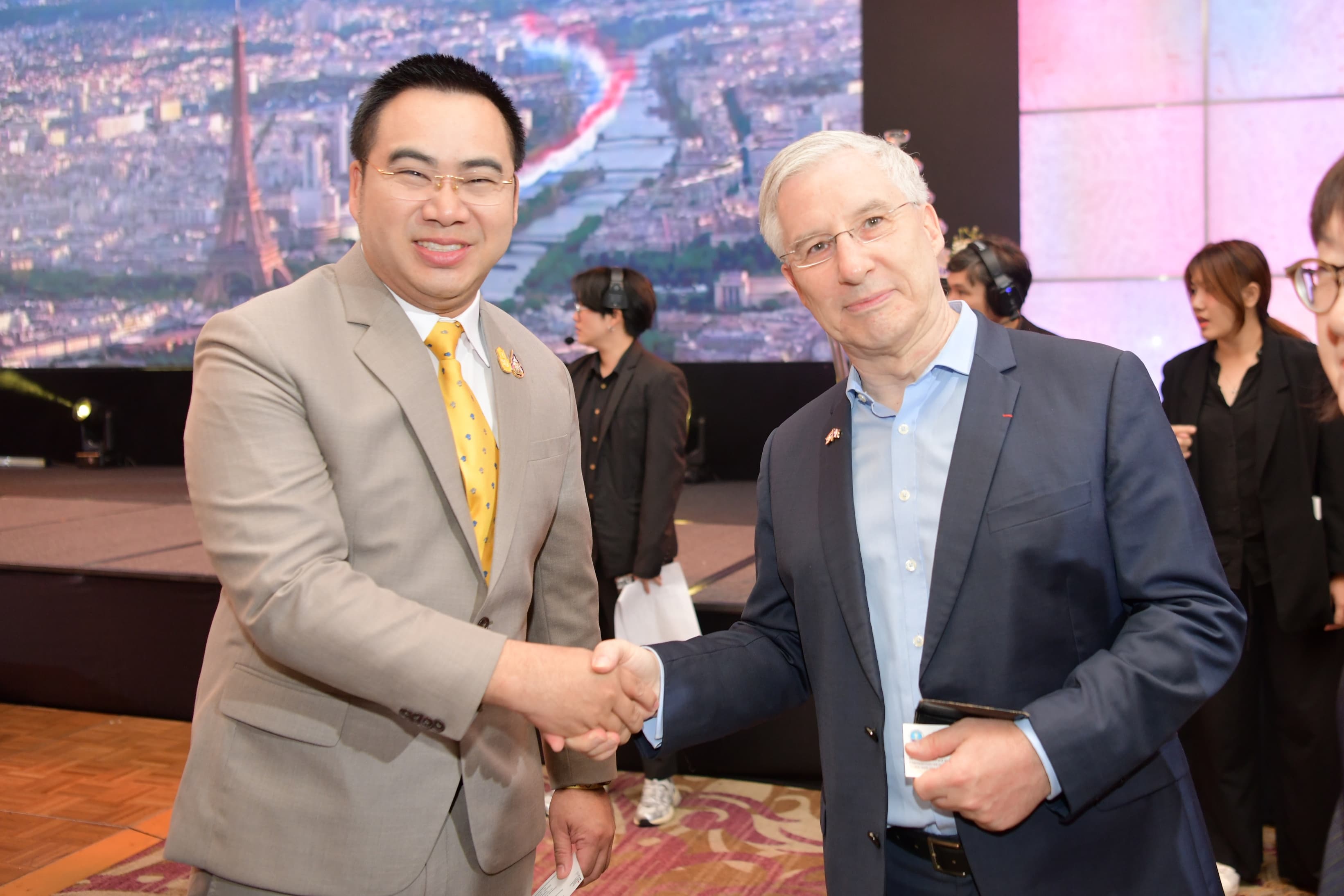 ผู้ช่วยรัฐมนตรีฯ เข้าร่วมงานเลี้ยง VIP Cocktail “Olympic Day - Road to Paris 2024” ณ โรงแรม Sofitel Bangkok Sukhumwit