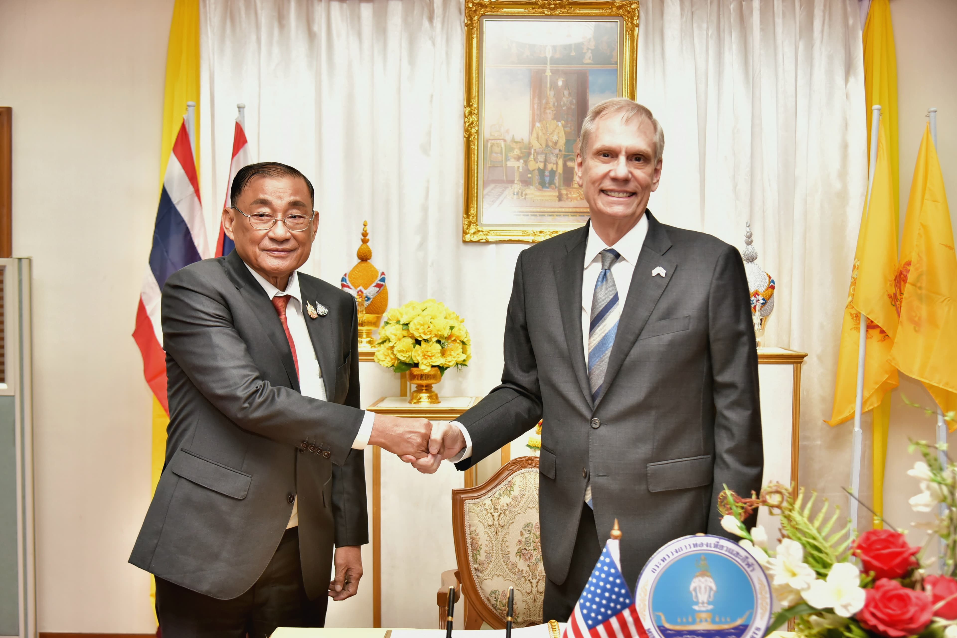 ทูตสหรัฐฯ พบ รมว.กก. สานความร่วมมือการท่องเที่ยวและกีฬา ไทย – สหรัฐฯ