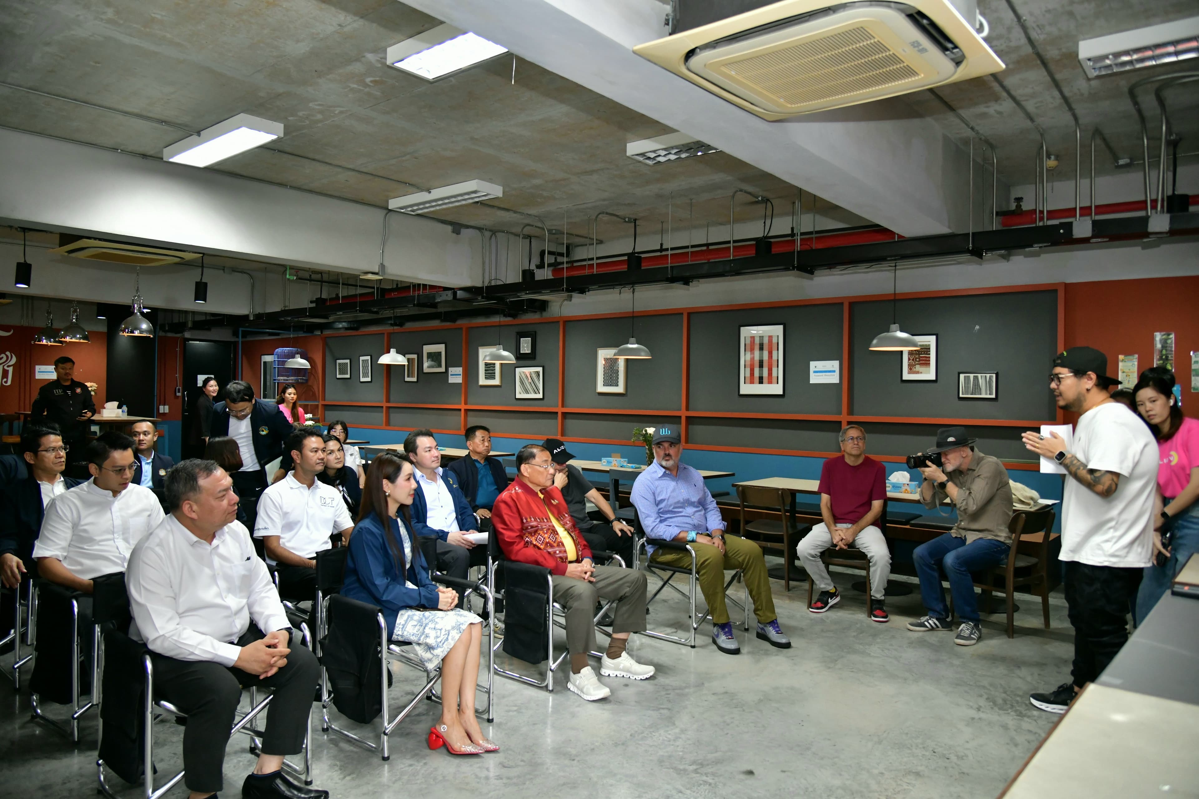 รมว.เสริมศักดิ์ เยี่ยมชมกองถ่ายซีรีย์ระดับโลก “Alien” เงินลงทุนกว่า 3,000 ล้านบาท พร้อมดันเป้าหมายรายได้จากการถ่ายทำภาพยนตร์ปี 2567 กว่า 7,500 ล้านบาท