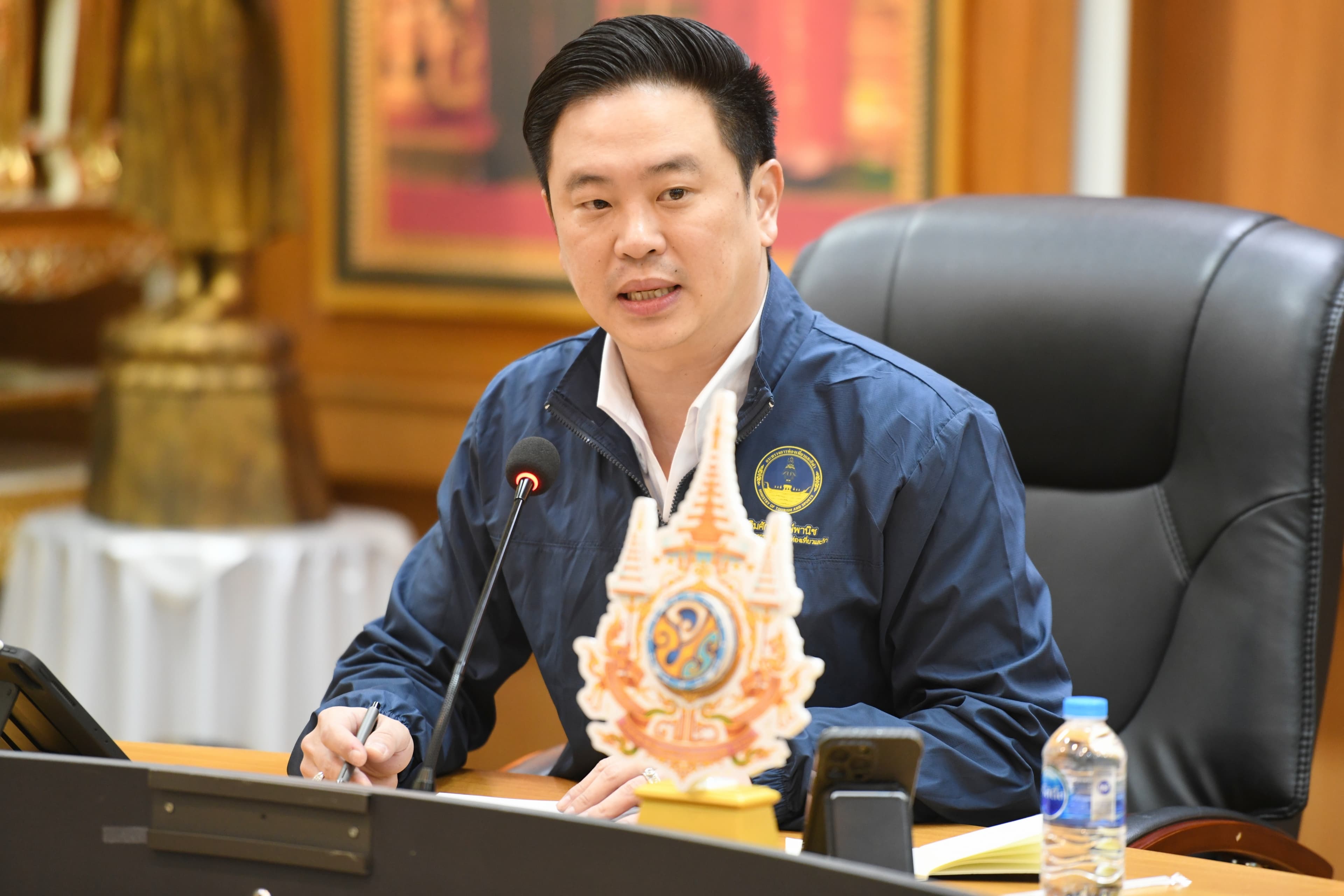 กระทรวงการท่องเที่ยวและกีฬา ประชุมเตรียมแถลงผลการดำเนินงานรอบ 11 เดือน มุ่งขับเคลื่อนเศรษฐกิจด้านการท่องเที่ยวและกีฬา สู่เป้าหมาย 3.5 ล้านล้านบาท