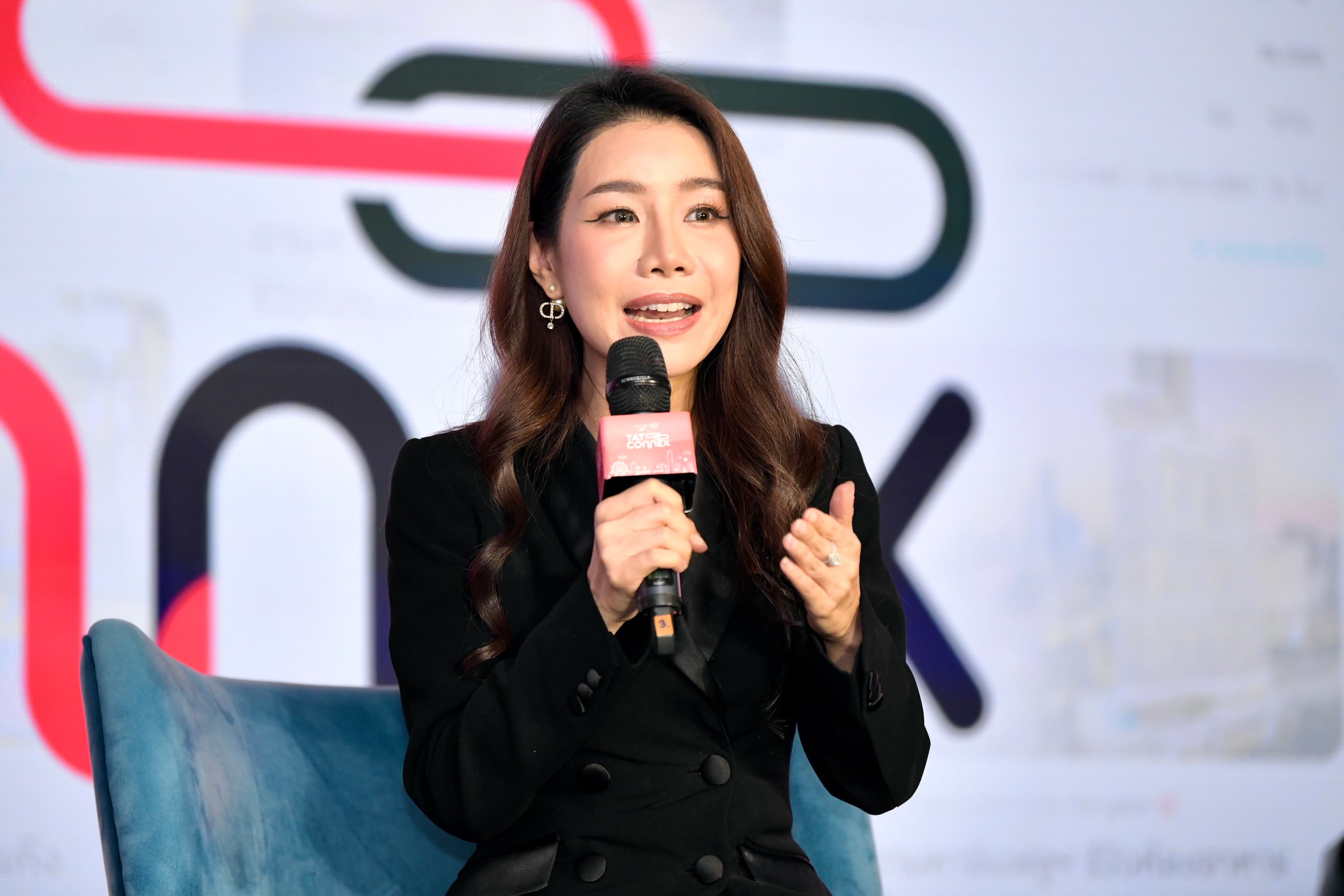 ดร.เพ็ญพิสุทธิ์ จินตโสภณ เข้าร่วมการเสวนา "The Power of Influencer Marketing toward Tourism Industry" ในการเปิดตัวแพลตฟอร์ม TAT Connex