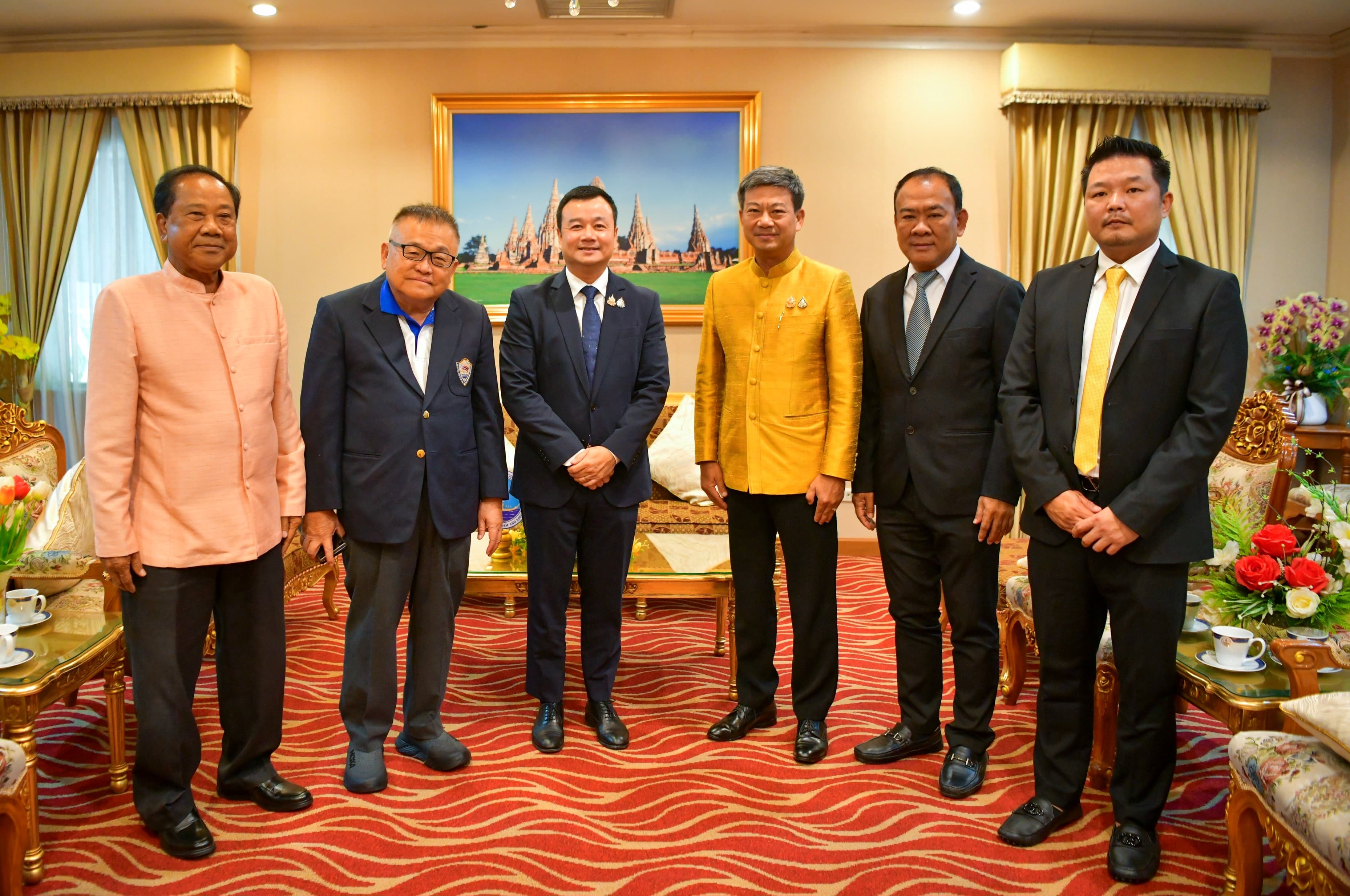 นายสรวงศ์ เทียนทอง รัฐมนตรีว่าการกระทรวงการท่องเที่ยวและกีฬา เปิดโอกาสให้ นายปริญญา โพธิสัตย์ ผู้ว่าราชการจังหวัดสระแก้ว พร้อมคณะ เข้าพบ 