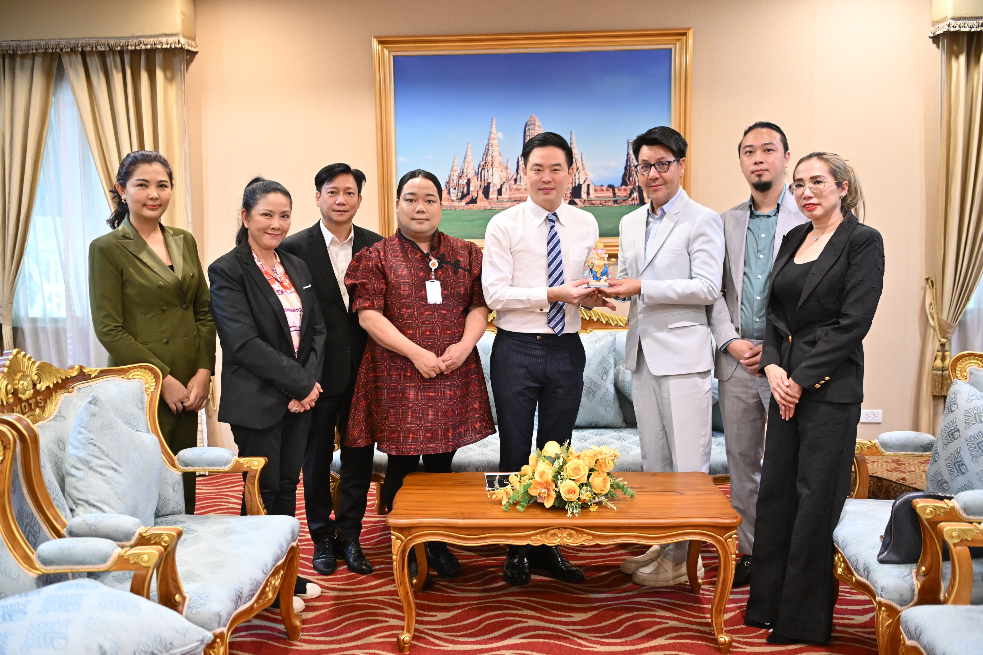 ผู้ช่วยรัฐมนตรีกระทรวงการท่องเที่ยวและกีฬา ร่วมหารือชมรมพัฒนาธุรกิจและทรัพยากรมนุษย์ เตรียมจัดงาน ASIA TOP AWARDS 2025 ครั้งที่ 4