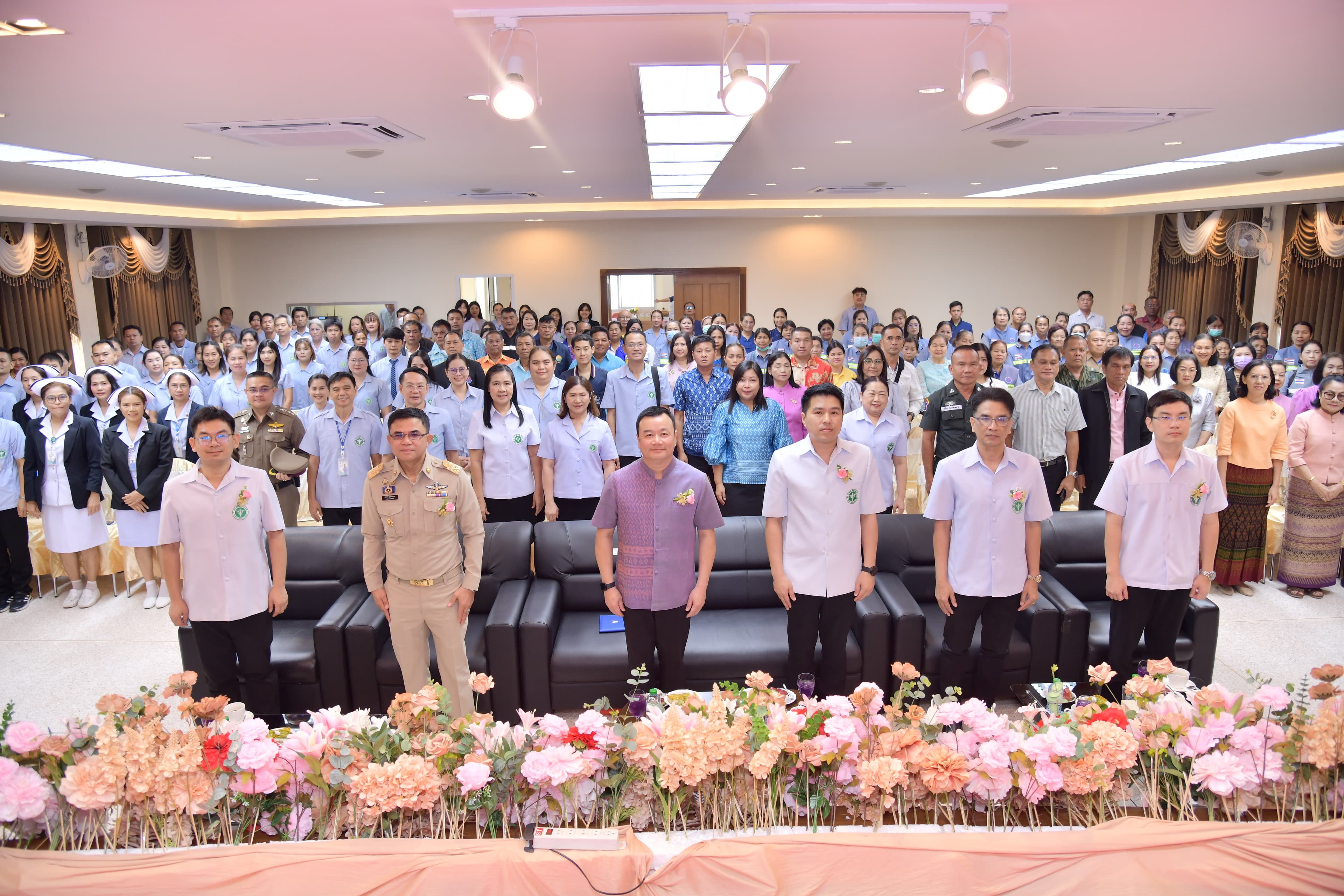 รัฐมนตรีว่าการกระทรวงการท่องเที่ยวและกีฬา เปิดอาคารคลินิกแพทย์แผนไทย โรงพยาบาลตาพระยา และโรงพยาบาลโคกสูง ส่งเสริมการแพทย์แผนไทยเชิงสุขภาพ