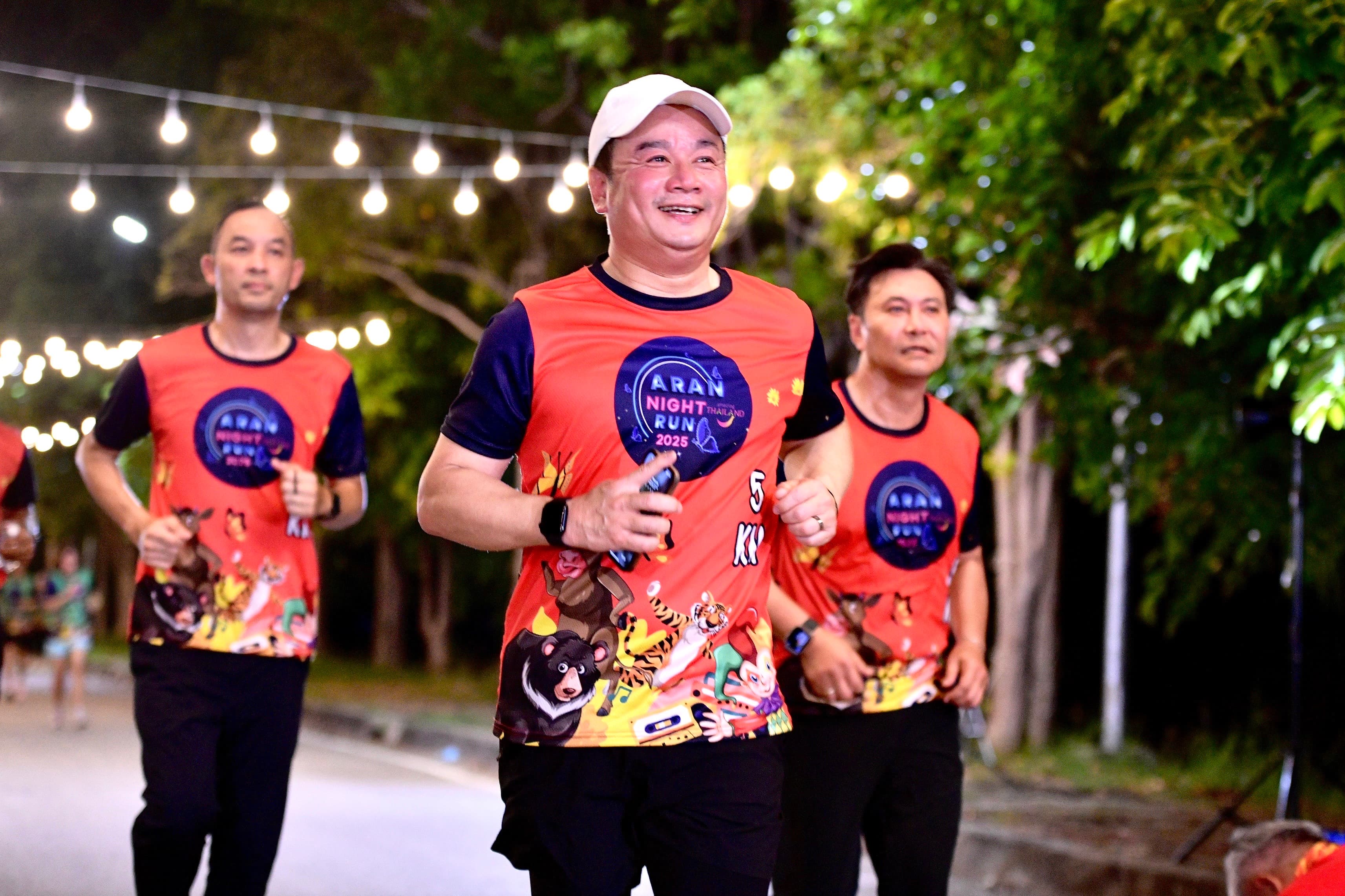 นายสรวงศ์ เทียนทอง เปิดกิจกรรมส่งเสริมการท่องเที่ยวการแข่งขันวิ่งและผสมผสานการแสดงดนตรี “งานอรัญไนท์รัน” จังหวัดสระแก้ว