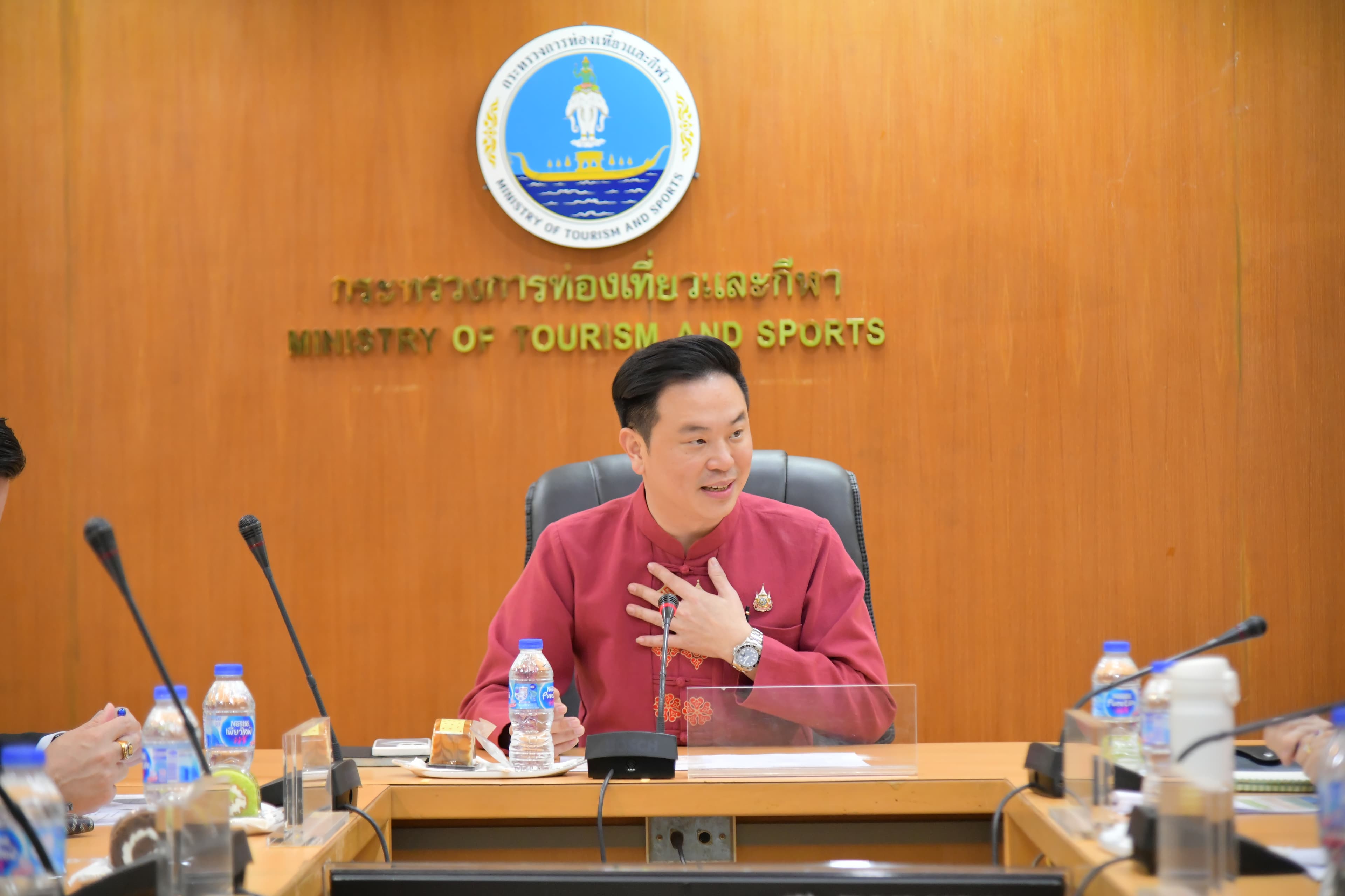 ผู้ช่วยรัฐมนตรีฯ จักรพล เป็นประธานประชุมส่งเสริมธุรกิจที่พักเพื่อการท่องเที่ยว