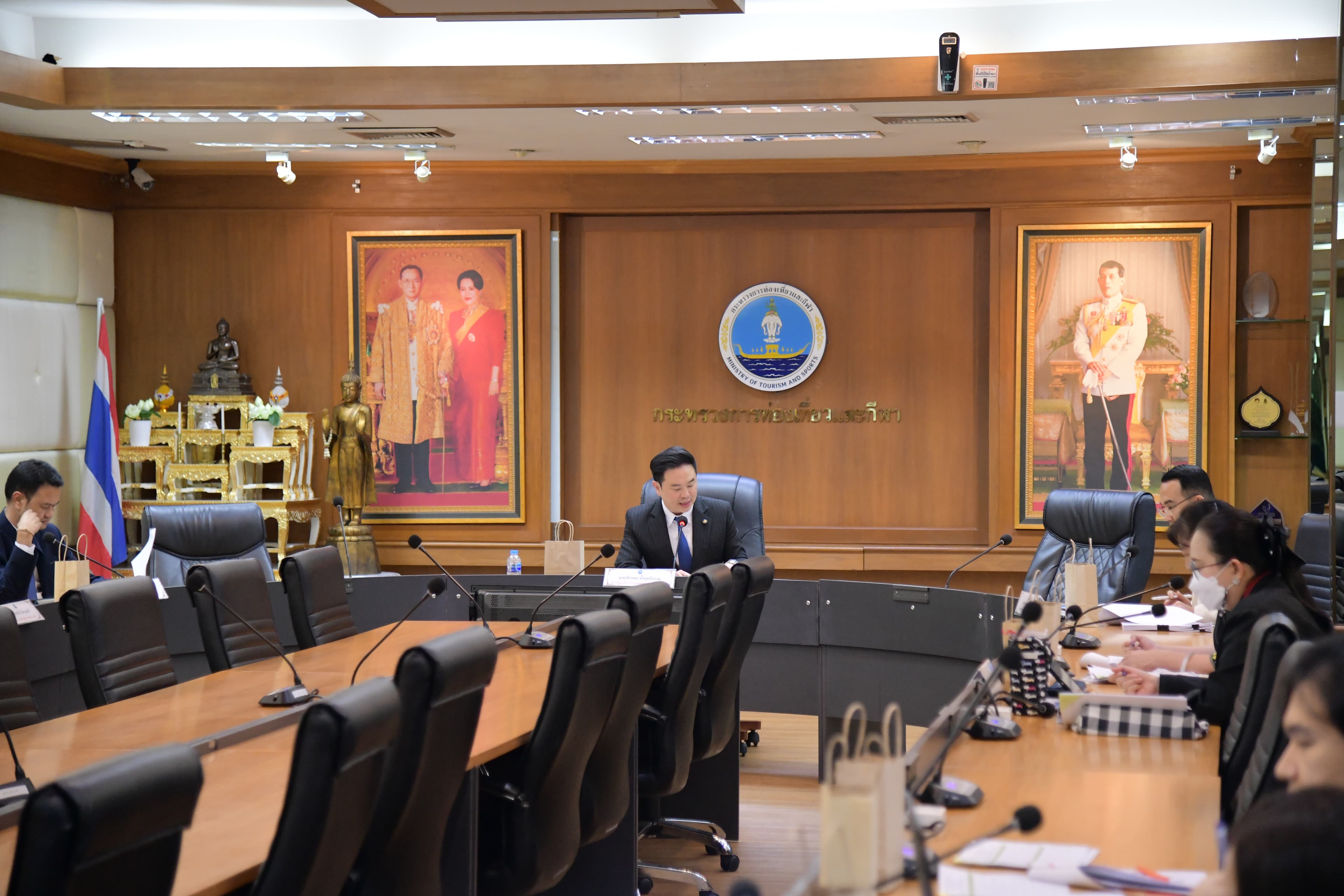 ผู้ช่วยฯ “จักรพล” ประชุมเตรียมลงพื้นที่สำรวจเส้นทางท่องเที่ยวเมืองหลักเชื่อมโยงเมืองน่าเที่ยว ต่อยอดสินค้าชุมชน-นโยบายรัฐ