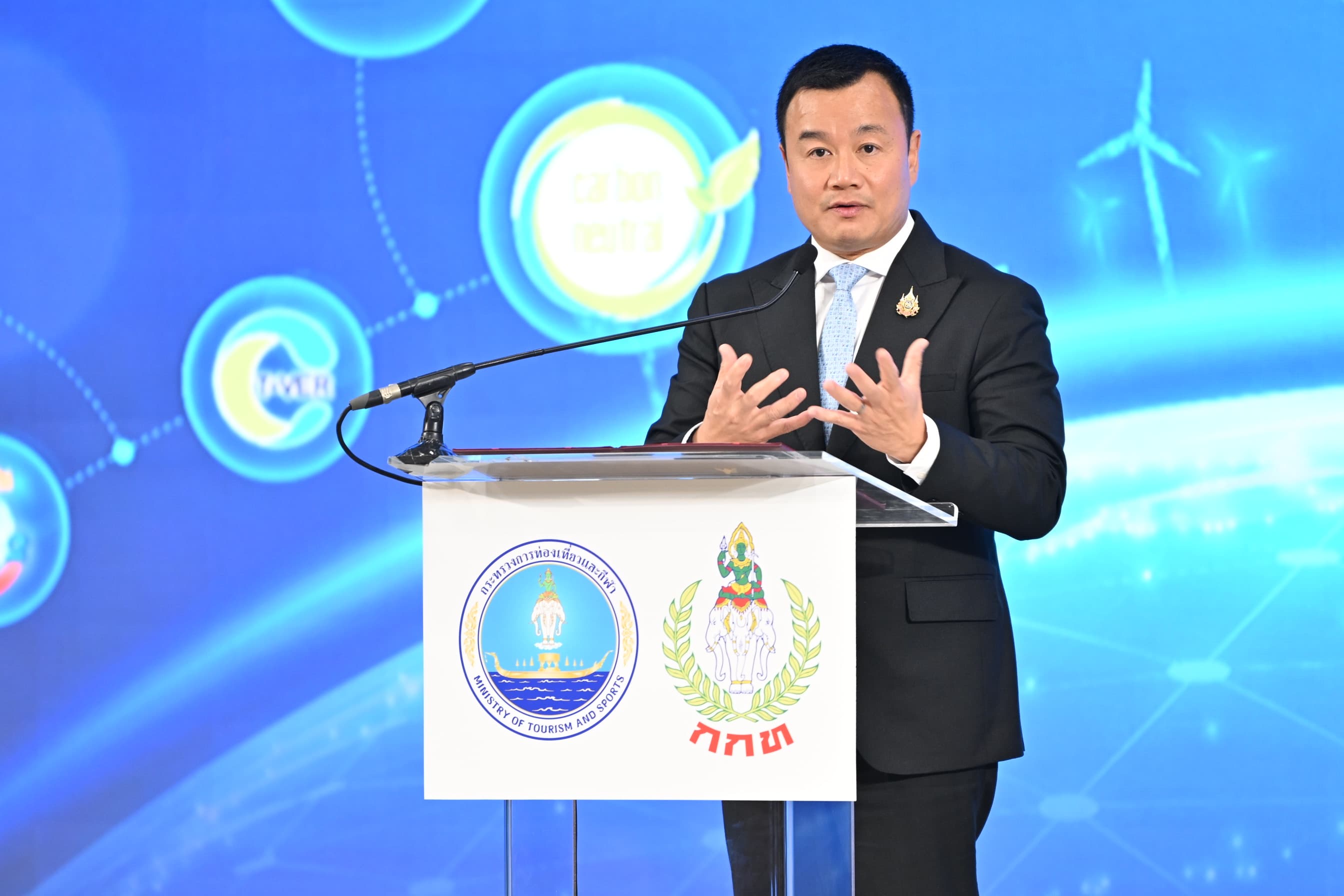 รมว.ท่องเที่ยวและกีฬา หนุนจัดกีฬา Carbon Neutral – จับมือ อบก. ดันกิจกรรมกีฬาใส่ใจสิ่งแวดล้อม มุ่งสู่ SEA Games ที่ยั่งยืน