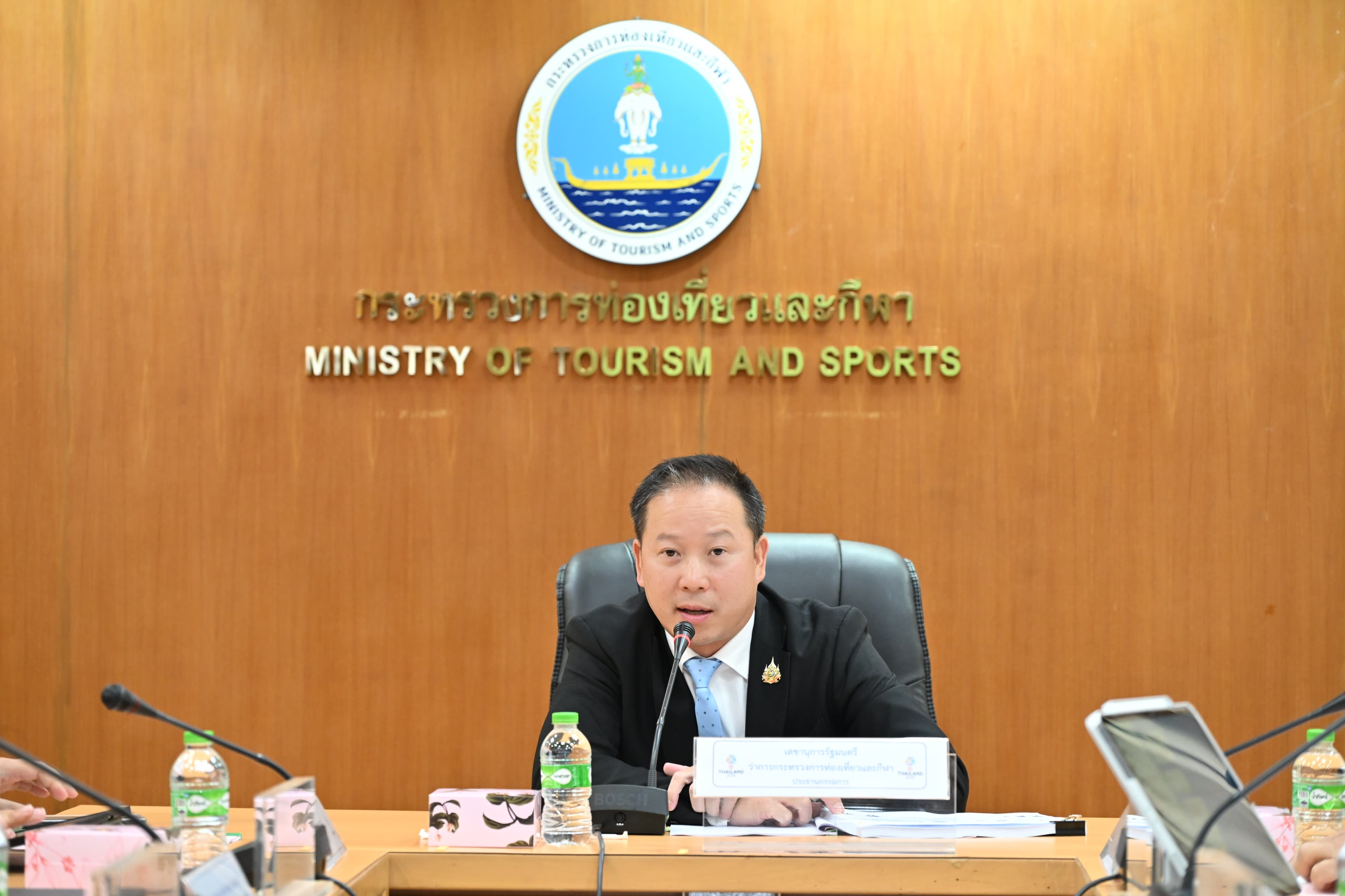 เลขานุการ รมว.ท่องเที่ยวและกีฬา  เป็นประธานประชุมติดตามความพร้อมการจัดซีเกมส์และอาเซียนพาราเกมส์ 2025