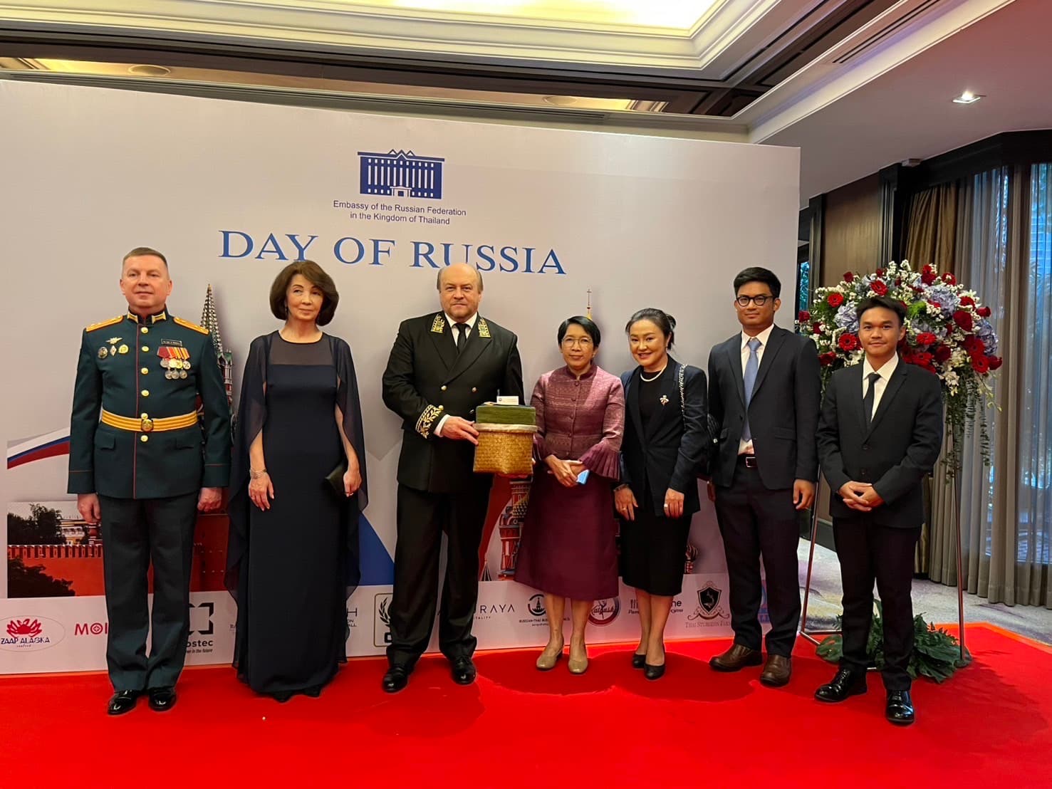 กระทรวงการท่องเที่ยวและกีฬา ร่วมแสดงความยินดีเนื่องในโอกาสวันชาติของสหพันธรัฐรัสเซีย