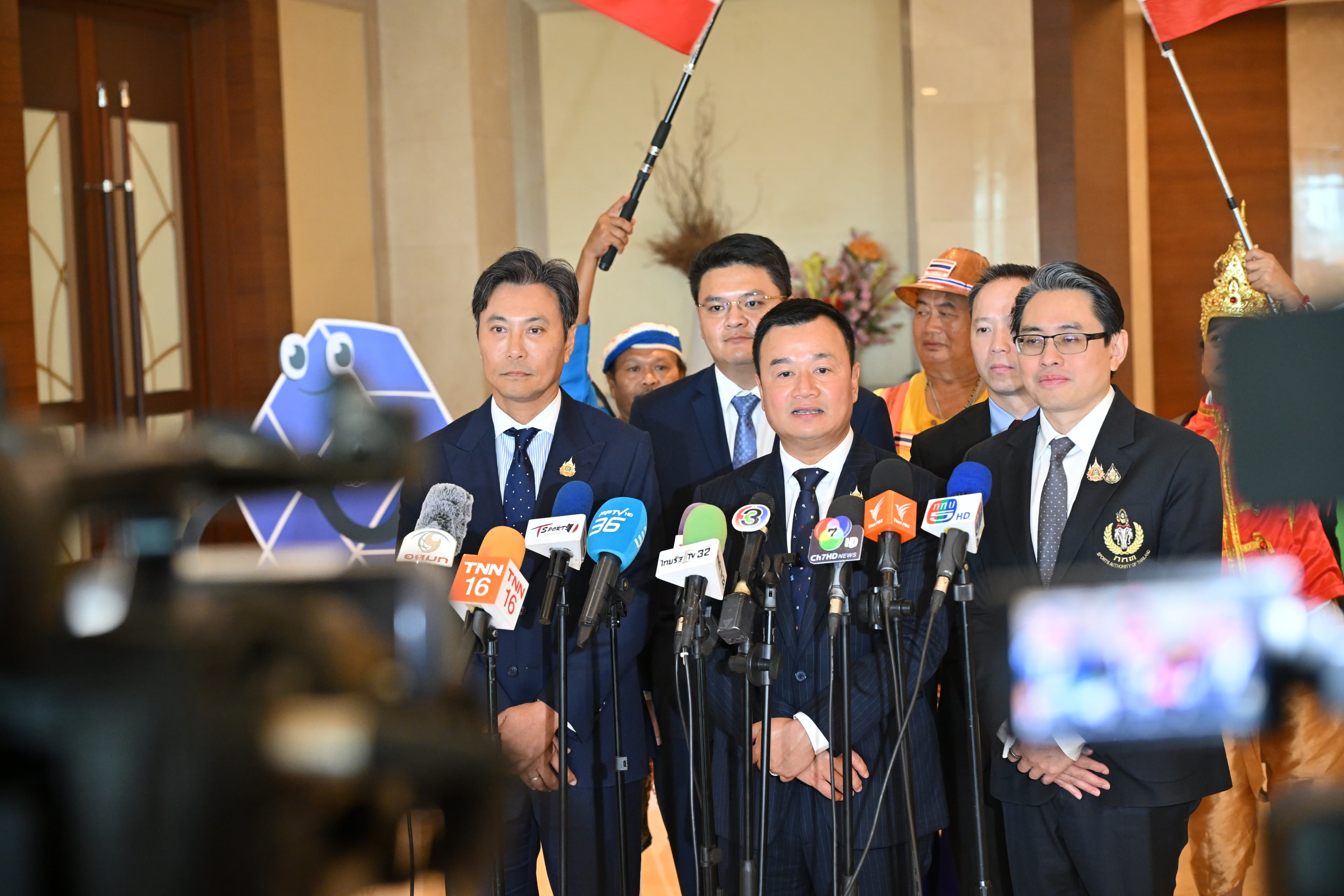 รัฐมนตรีฯ "สรวงศ์ เทียนทอง" เดินหน้าซีเกมส์ 2025 เต็มสูบ! ชู "Soft Power" เปิดตัวเพลง "1%" โดย F.HERO และแคมเปญ "SEA GAMES SEE HERO"