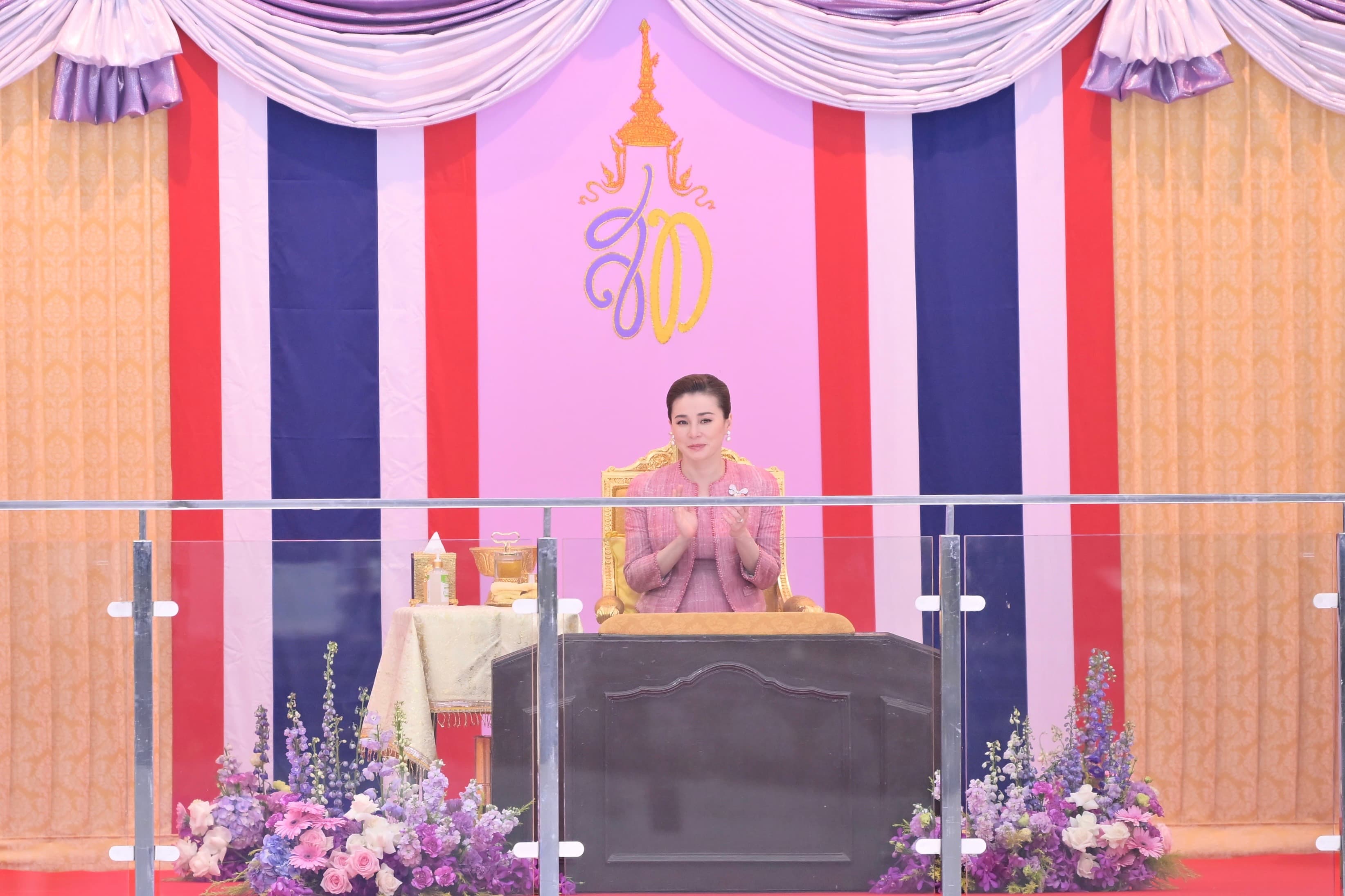 รมว.ท่องเที่ยวและกีฬา ร่วมรับเสด็จฯ สมเด็จพระนางเจ้าฯ พระบรมราชินี ในการแข่งขันฮอกกี้น้ำแข็ง Thailand Invitation 2025 และถวายรายงานวัตถุประสงค์การจัดงาน พร้อมสนับสนุนเยาวชนไทยสู่เวทีกีฬานานาชาติ