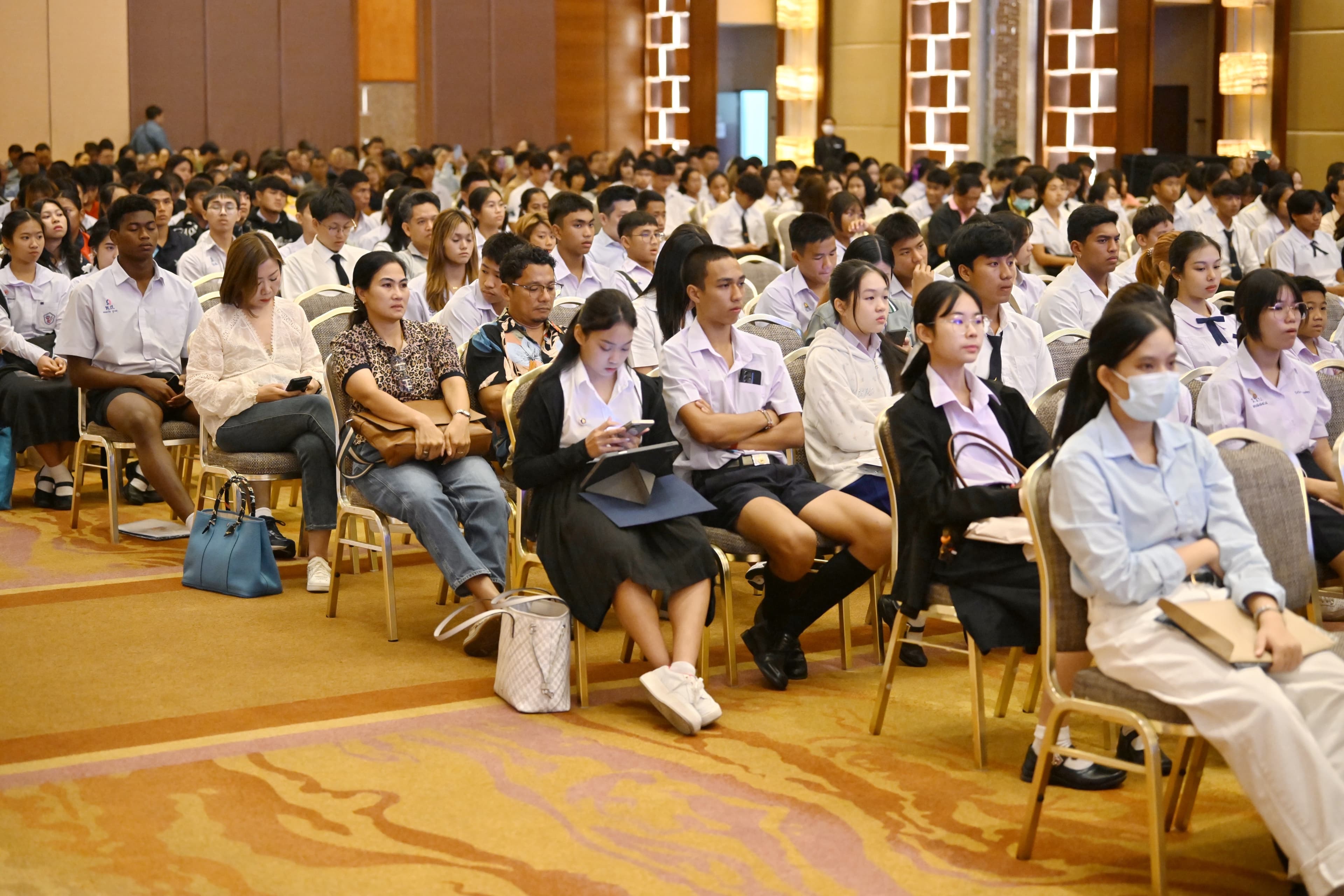 รูปภาพแกลเลอรี