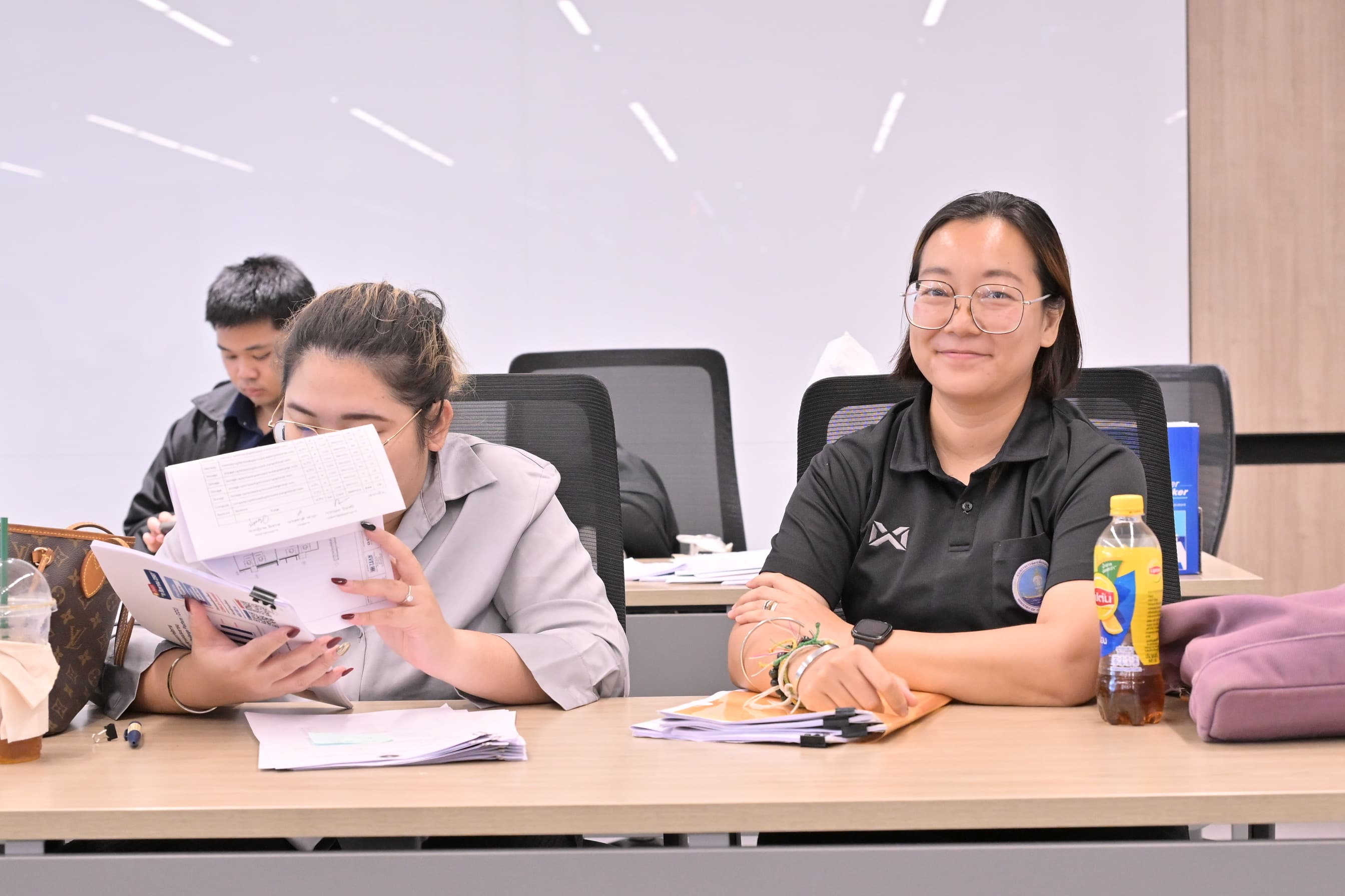 รูปภาพแกลเลอรี