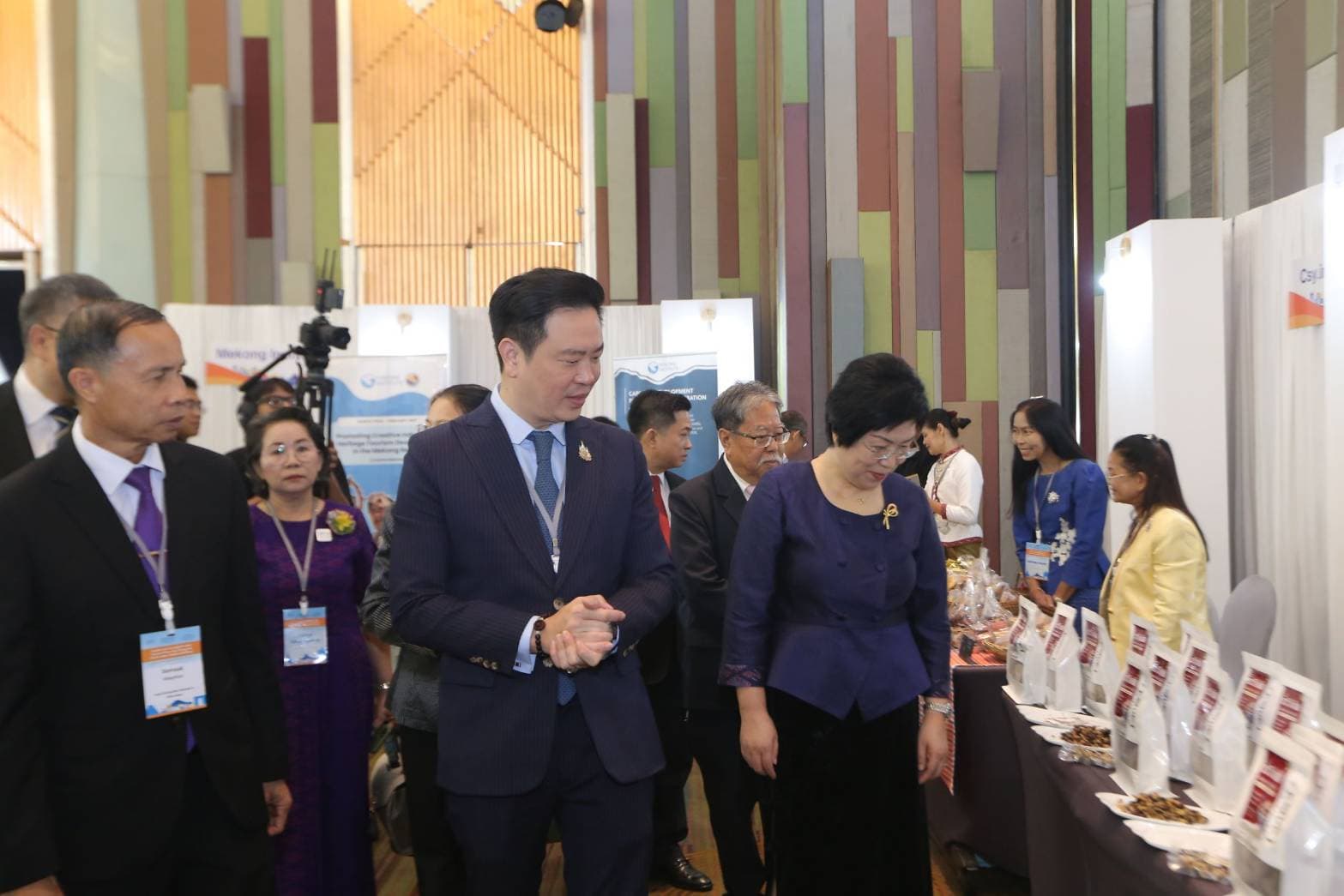 รูปภาพแกลเลอรี