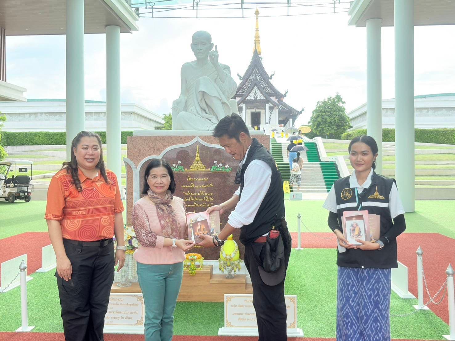รองปลัดฯ ท่องเที่ยวและกีฬา ลงพื้นที่อุดรธานี ตรวจเยี่ยมพิพิธภัณฑ์ธรรมเจดีย์ฯ และรับทราบความคืบหน้างานมหกรรมพืชสวนโลก 2569