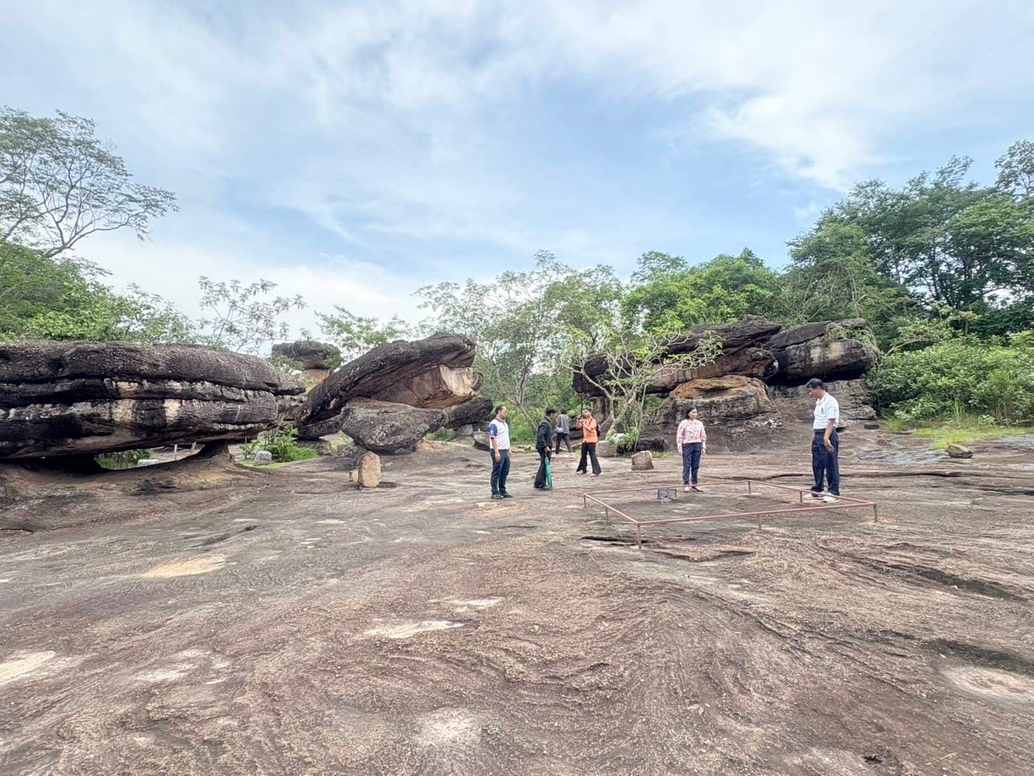 รูปภาพแกลเลอรี