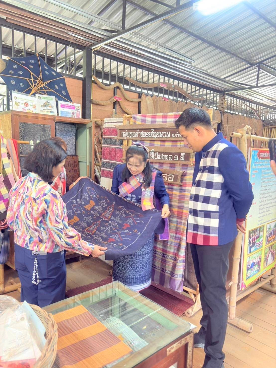 รูปภาพแกลเลอรี