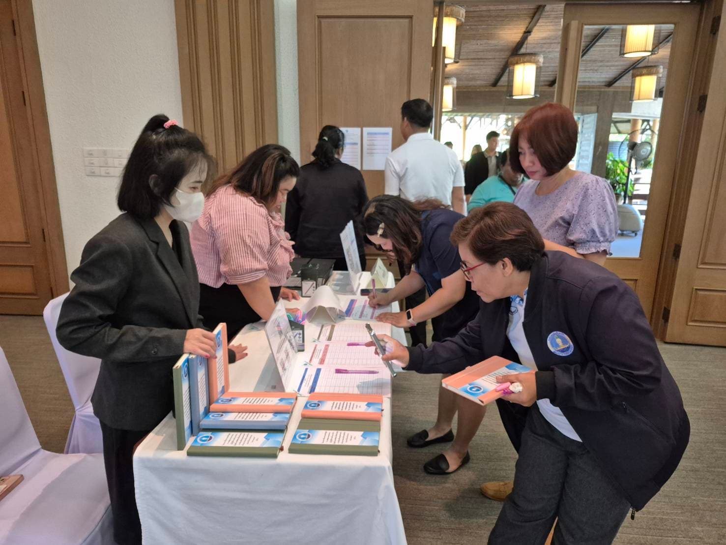 รูปภาพแกลเลอรี