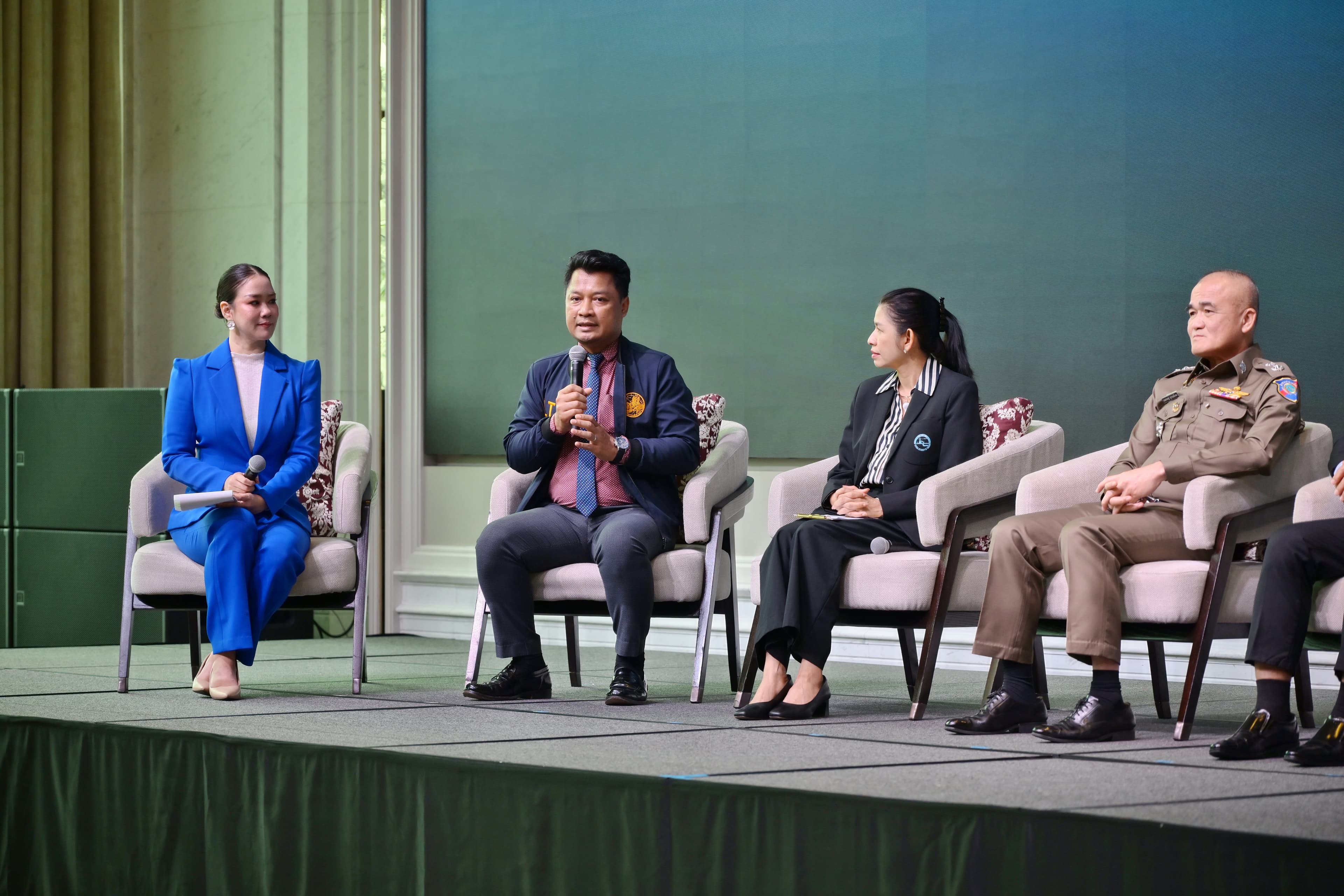 รูปภาพแกลเลอรี