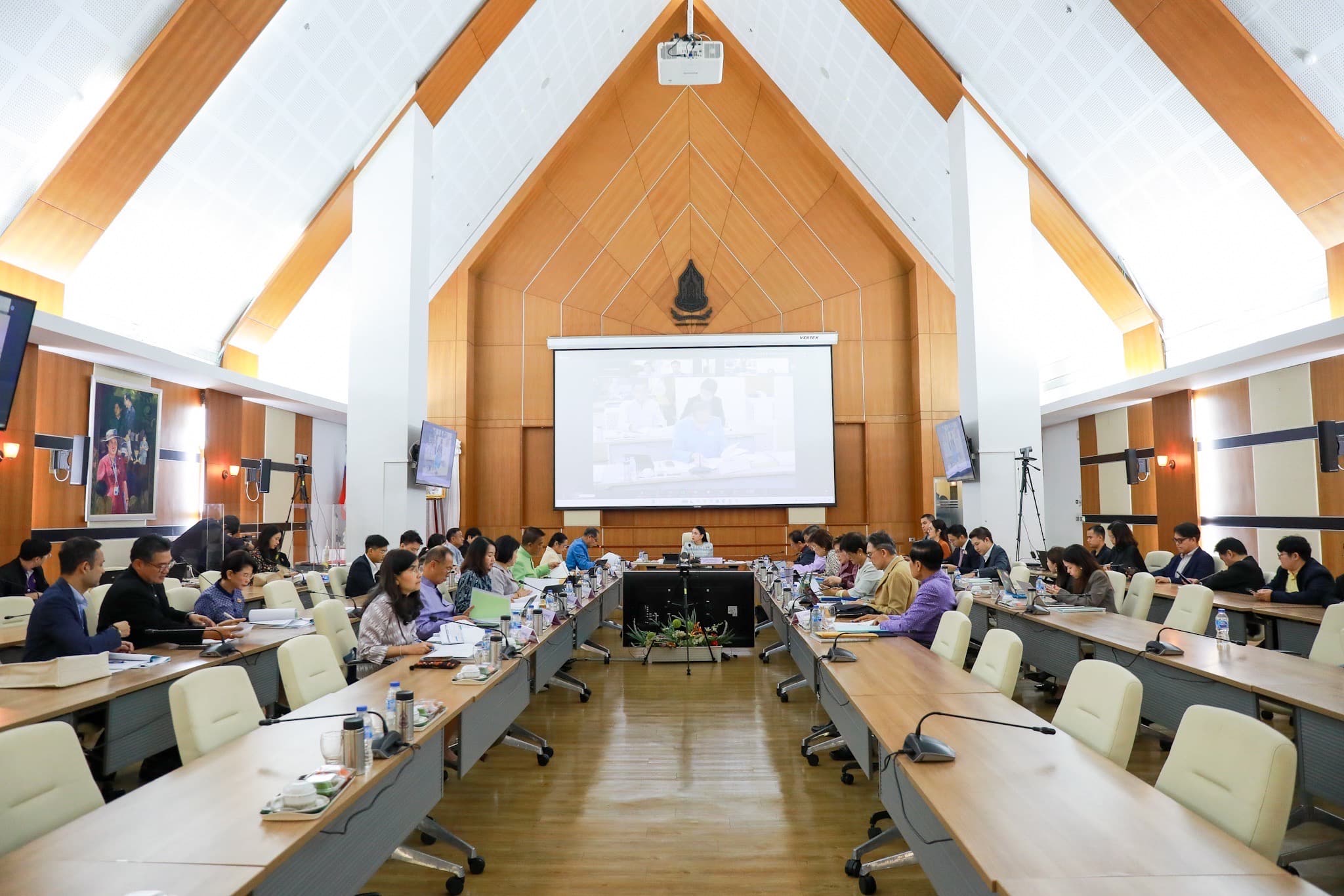 รองปลัดกระทรวงการท่องเที่ยวและกีฬา เข้าร่วมการประชุมคณะกรรมการวัฒนธรรมแห่งชาติ พิจารณาแนวนโยบายและงบประมาณด้านวัฒนธรรม