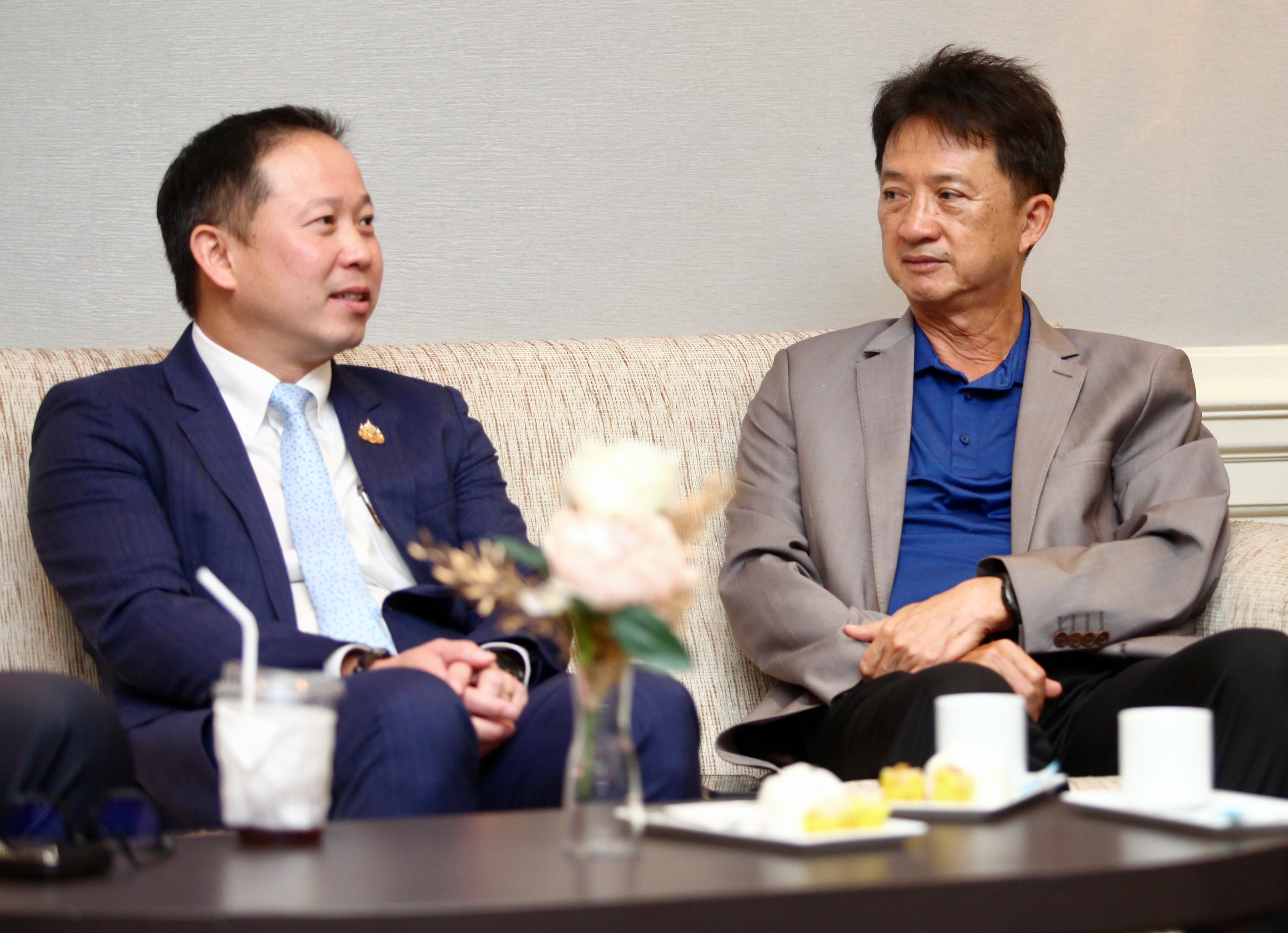 รูปภาพแกลเลอรี