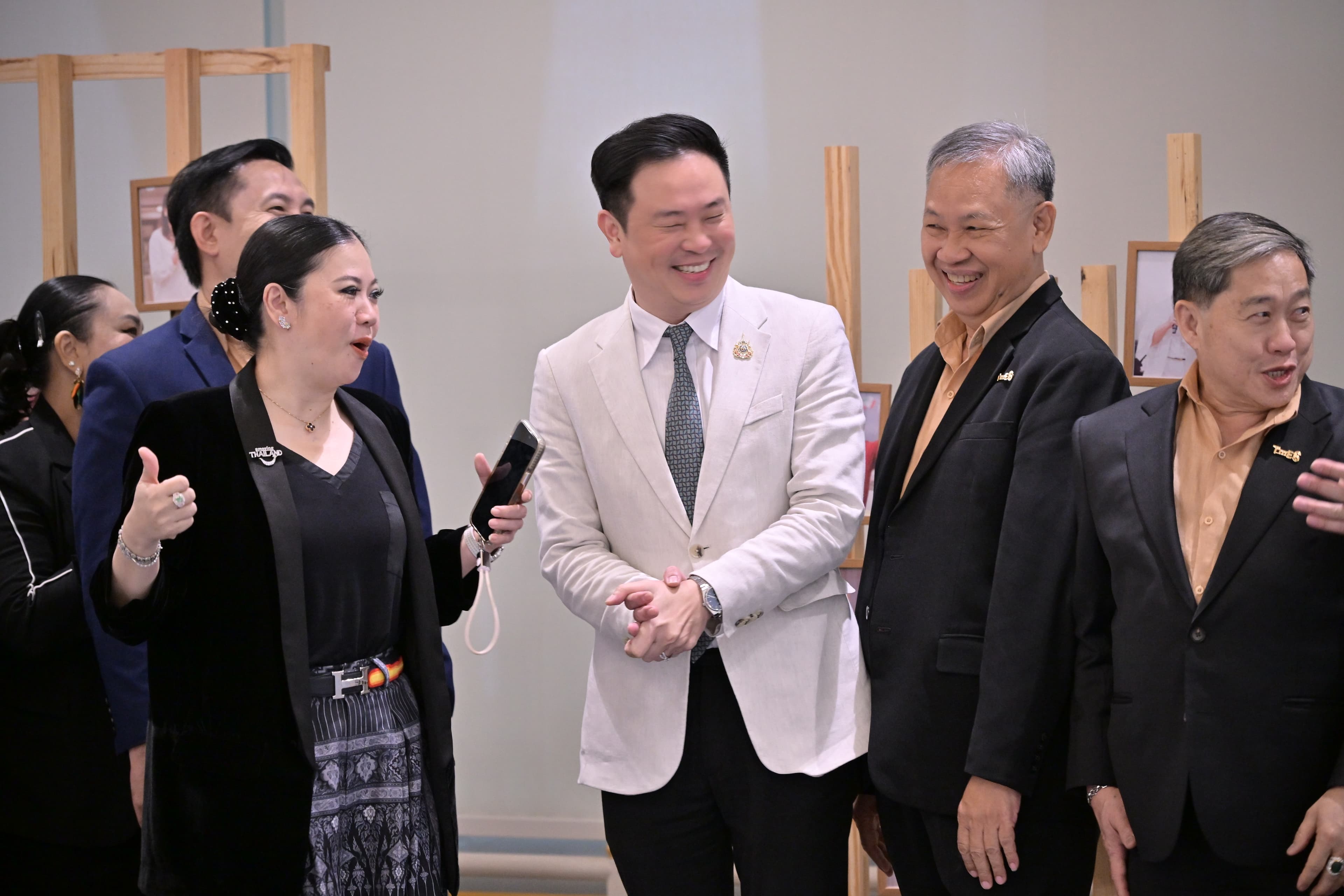 รูปภาพแกลเลอรี