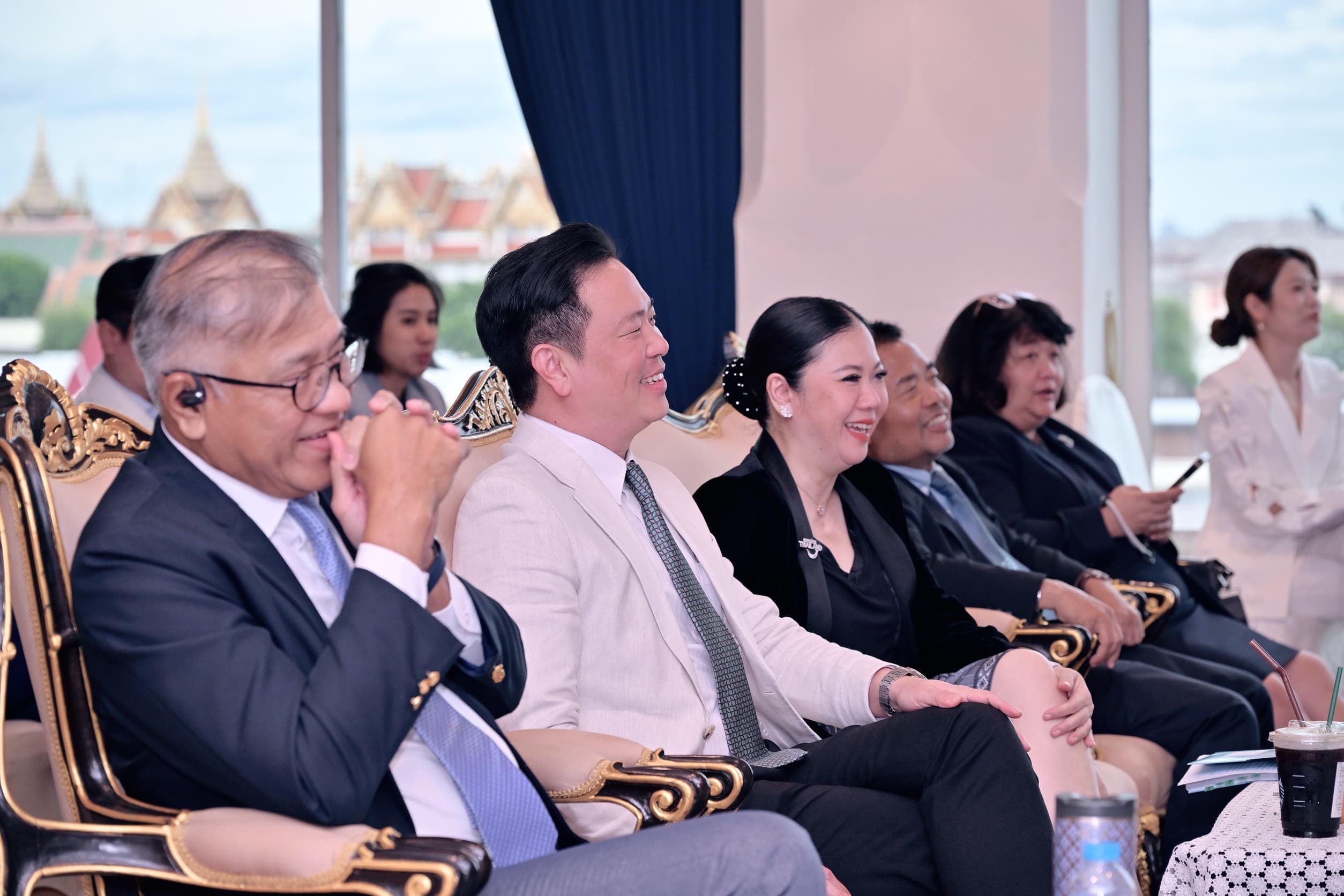 รูปภาพแกลเลอรี