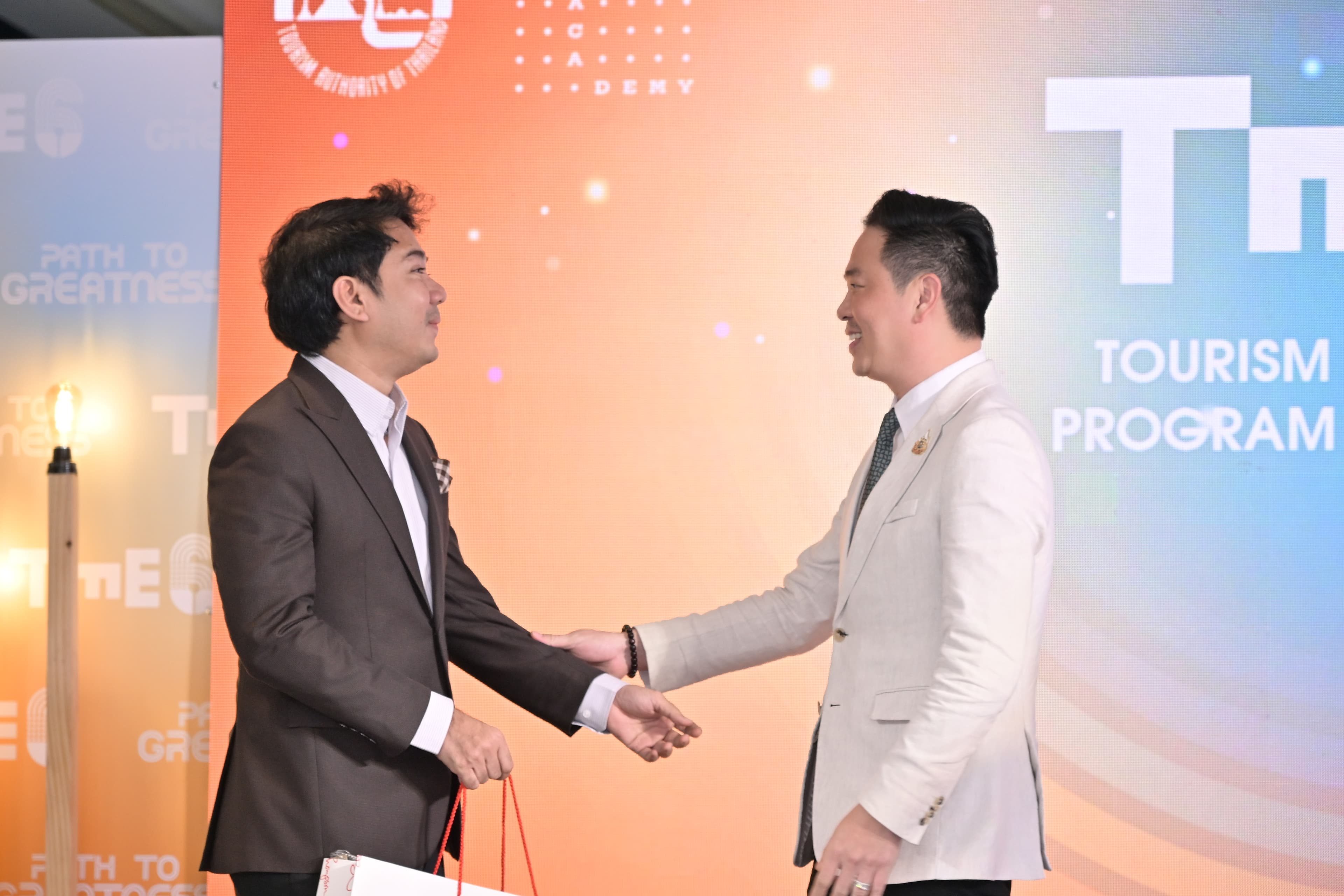 รูปภาพแกลเลอรี