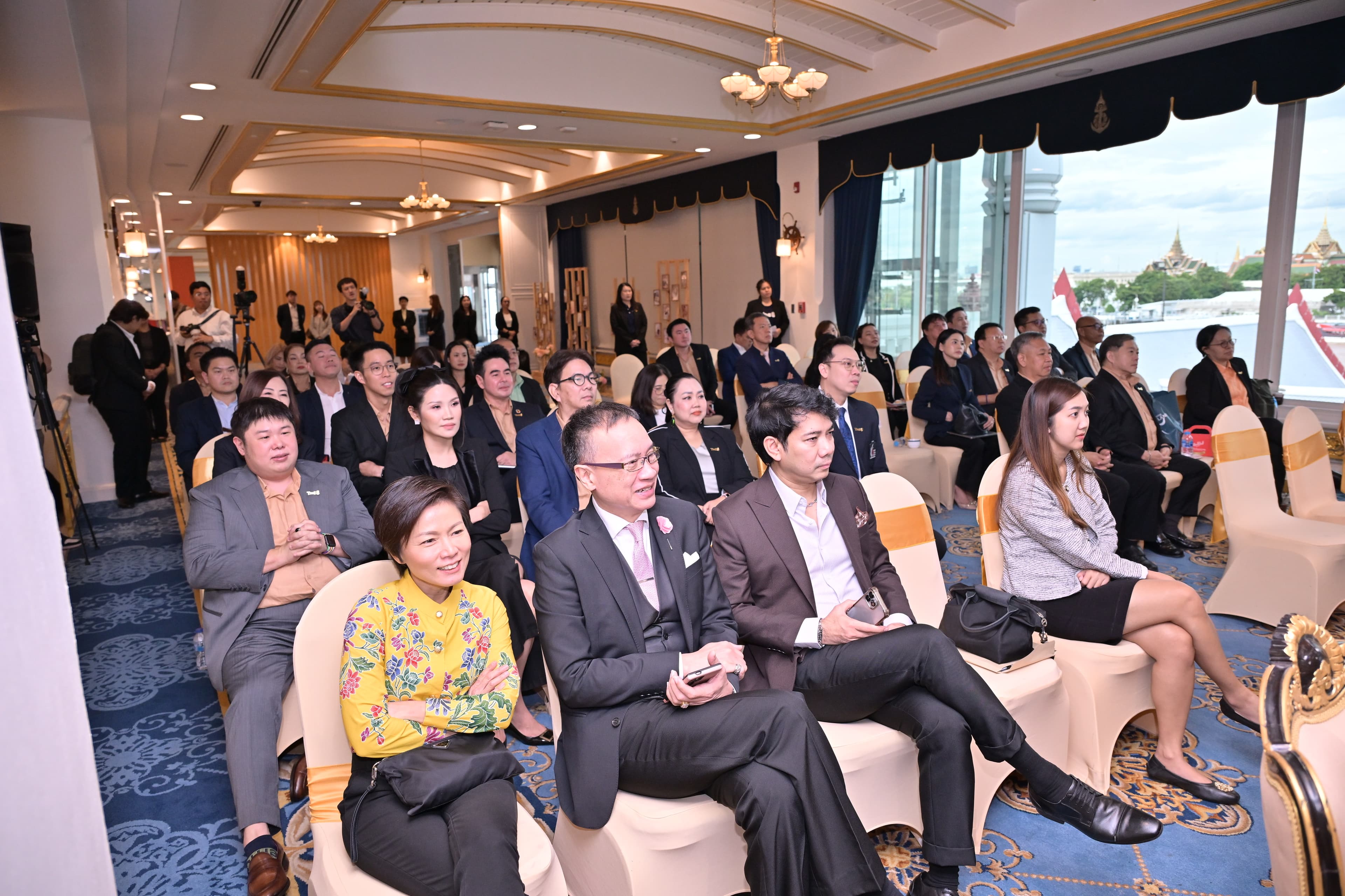 รูปภาพแกลเลอรี