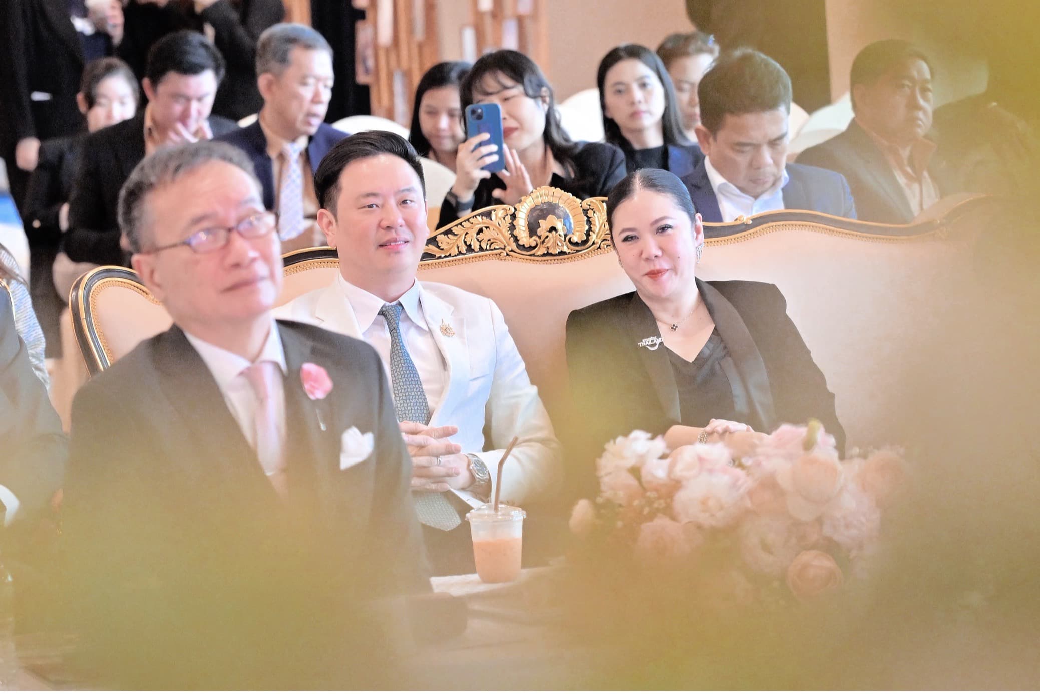 รูปภาพแกลเลอรี