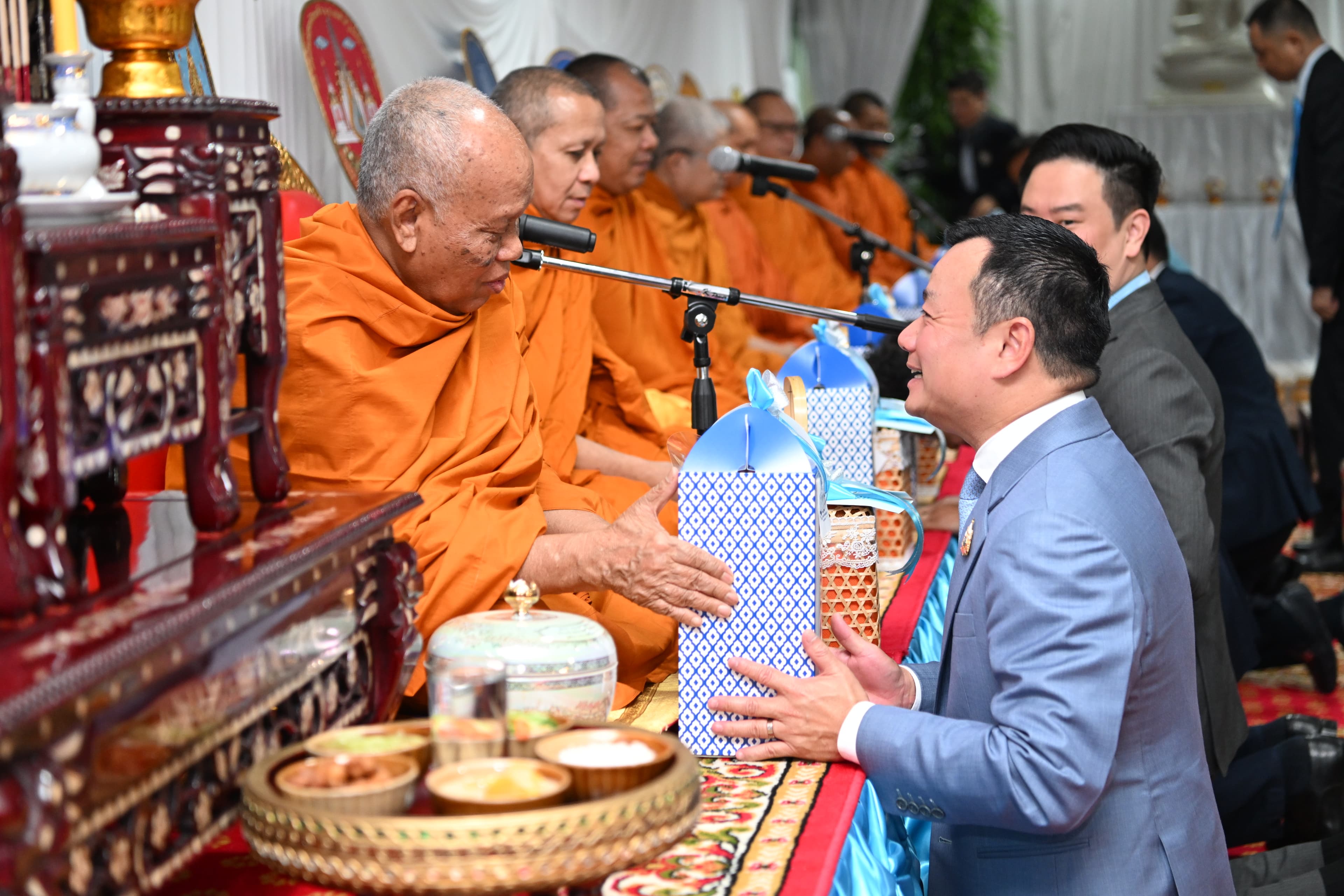 รูปภาพแกลเลอรี