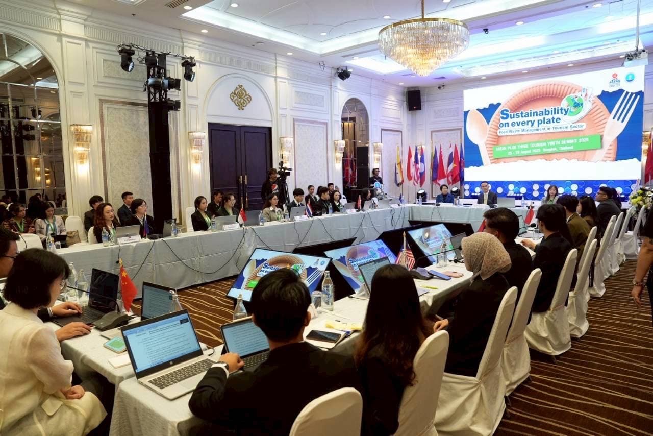”ปิดฉากอย่างสวยงามและเต็มไปด้วยมิตรภาพ ! ASEAN PLUS THREE Tourism Youth Summit 2025 สานพลังเยาวชนมุ่งขับเคลื่อนการท่องเที่ยวปลอดขยะอาหาร“