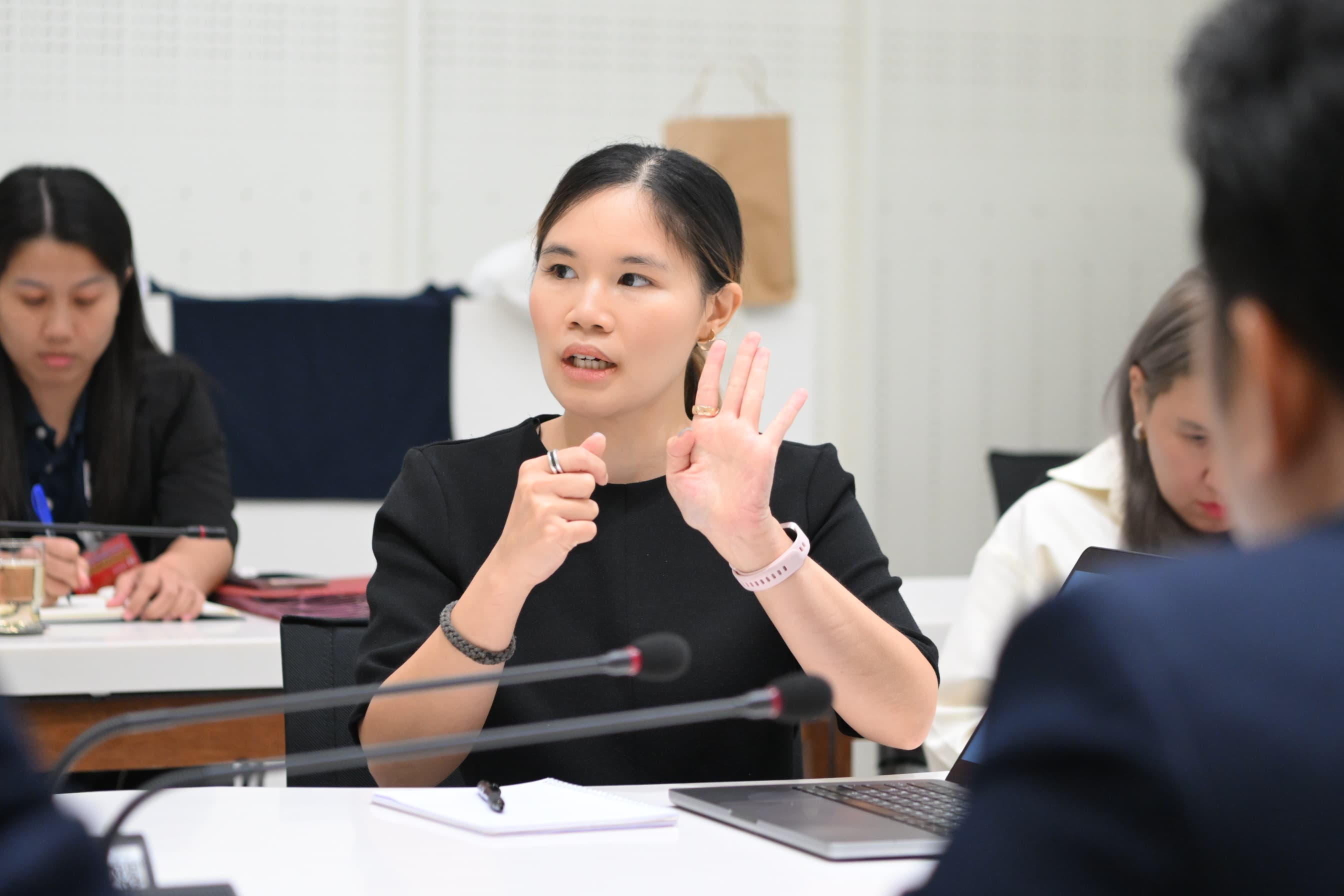 รูปภาพแกลเลอรี